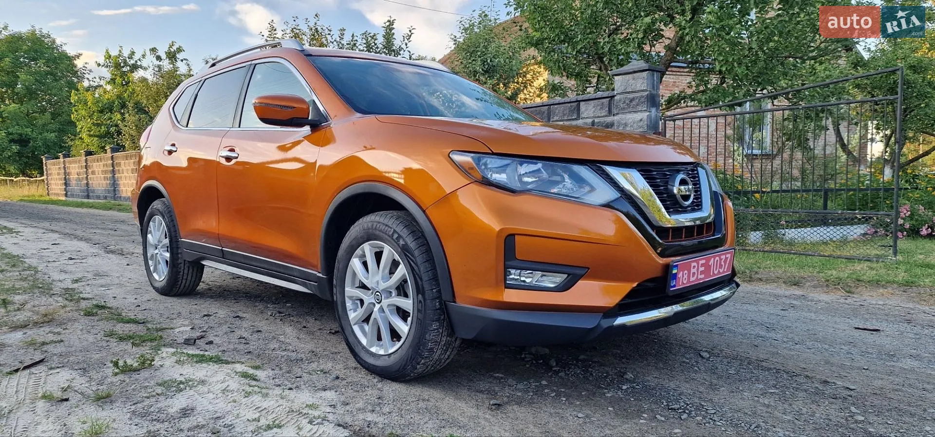 2017 Nissan Rogue - фото 1