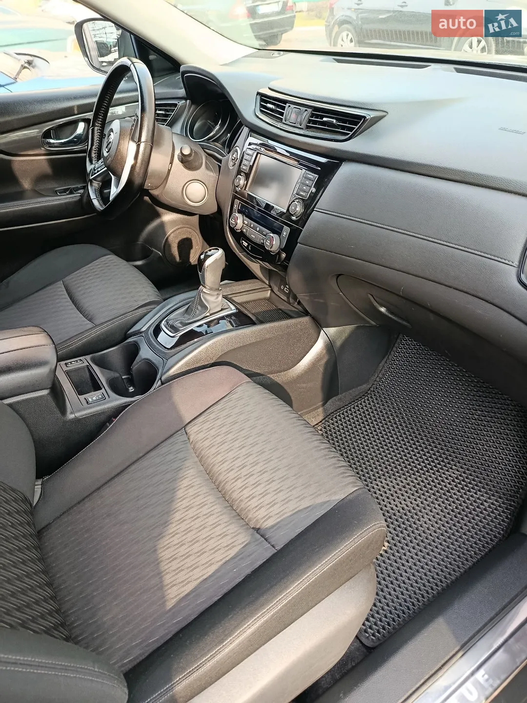 2020 Nissan Rogue - мініатюра 16