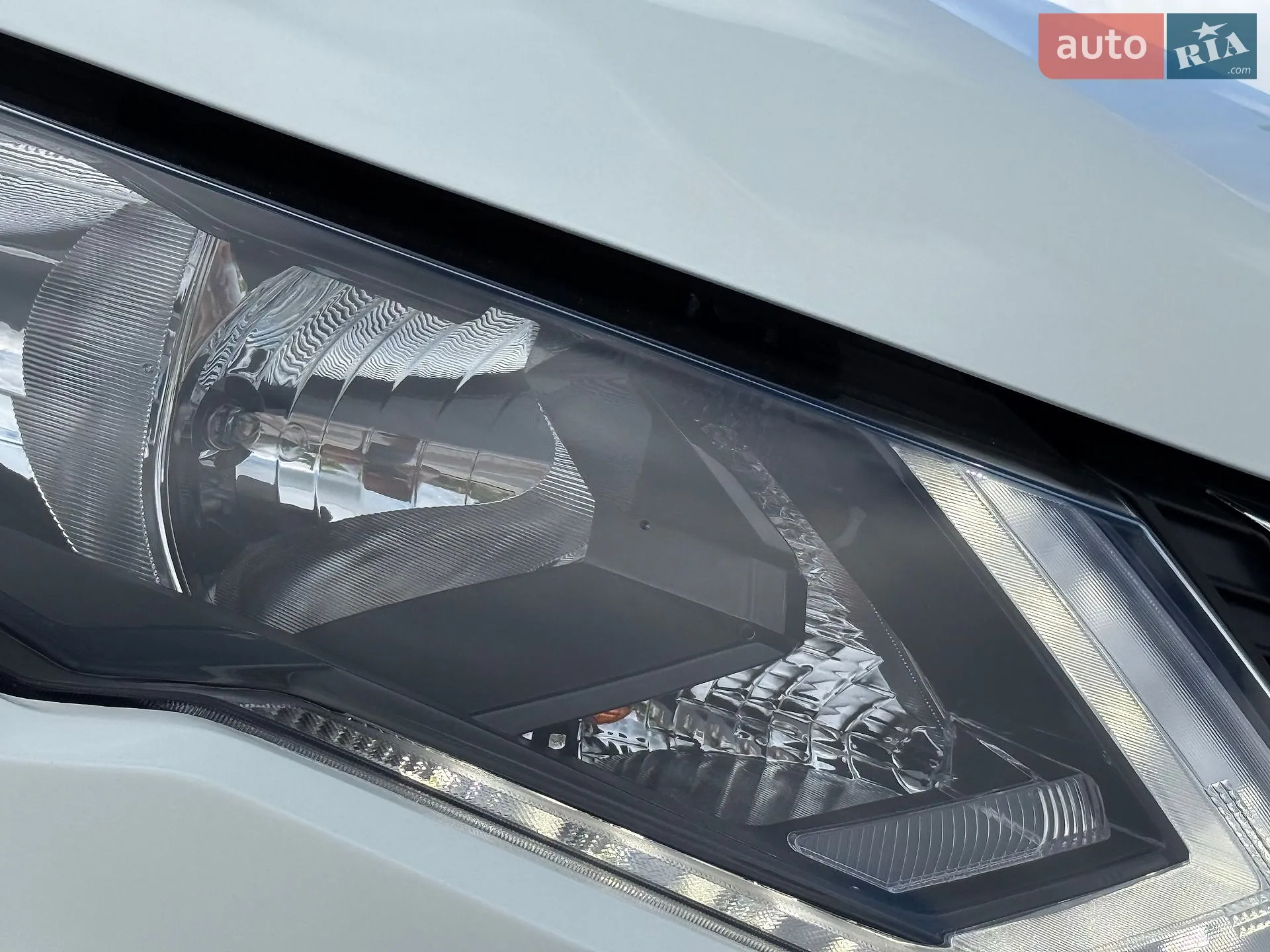 2018 Nissan Rogue - мініатюра 8