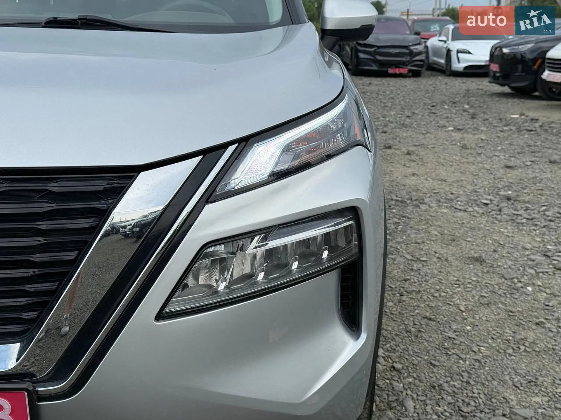 2021 Nissan Rogue - мініатюра 2