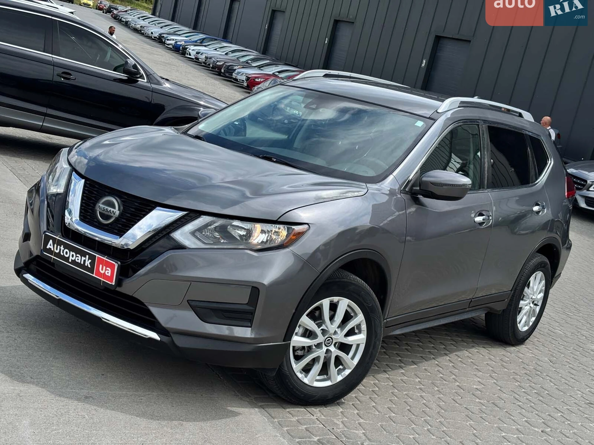 2019 Nissan Rogue - мініатюра 3