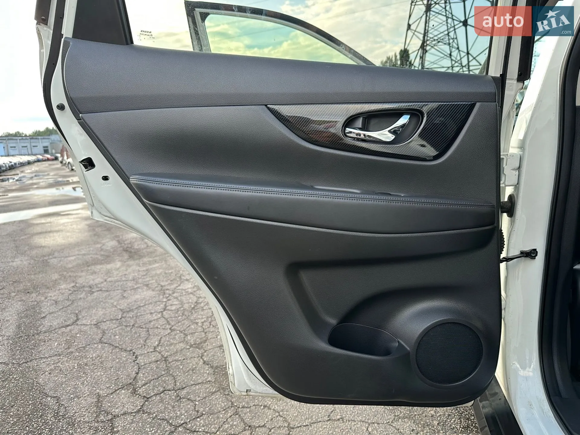 2016 Nissan Rogue - мініатюра 17