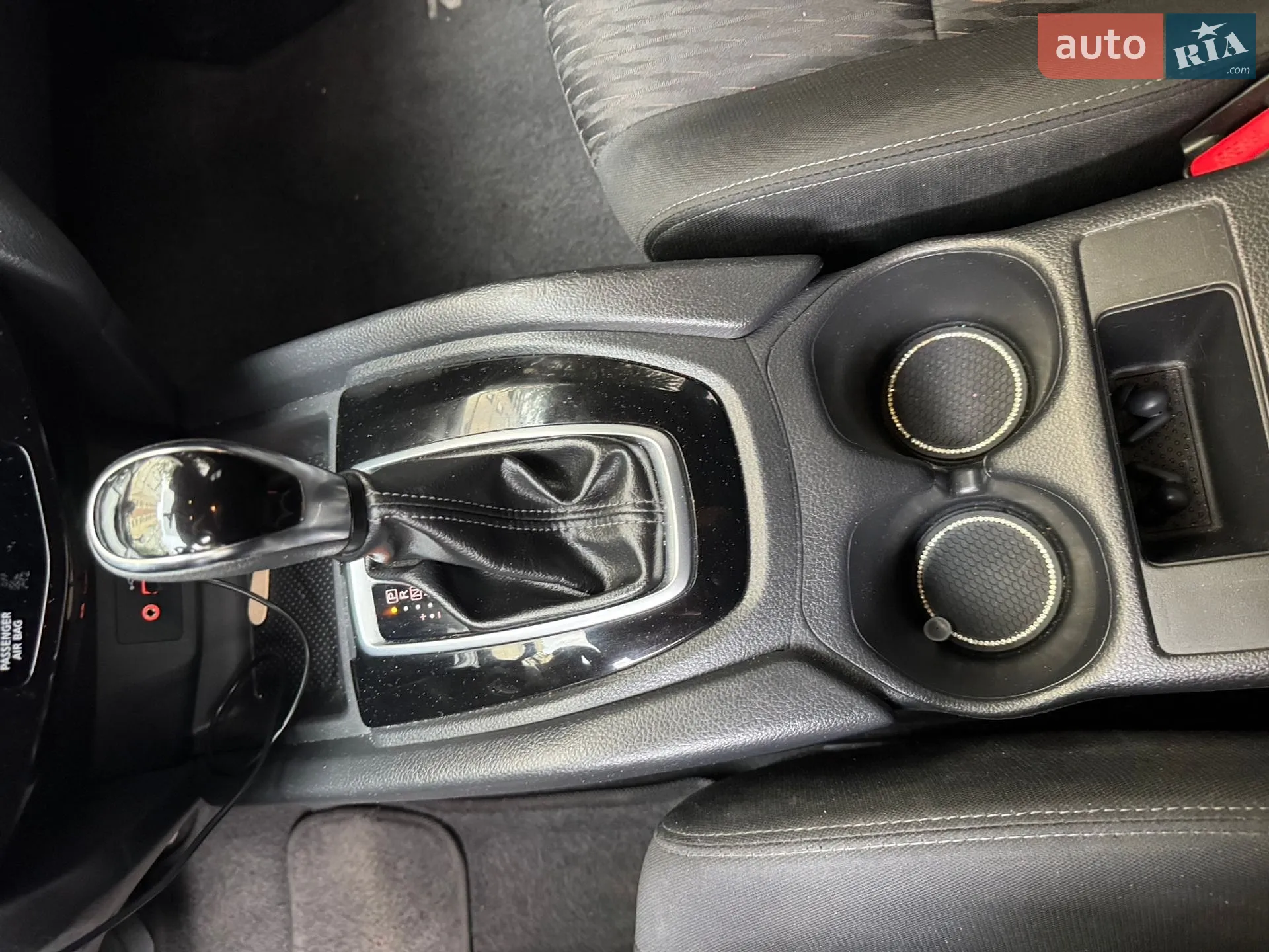 2018 Nissan Rogue - мініатюра 10