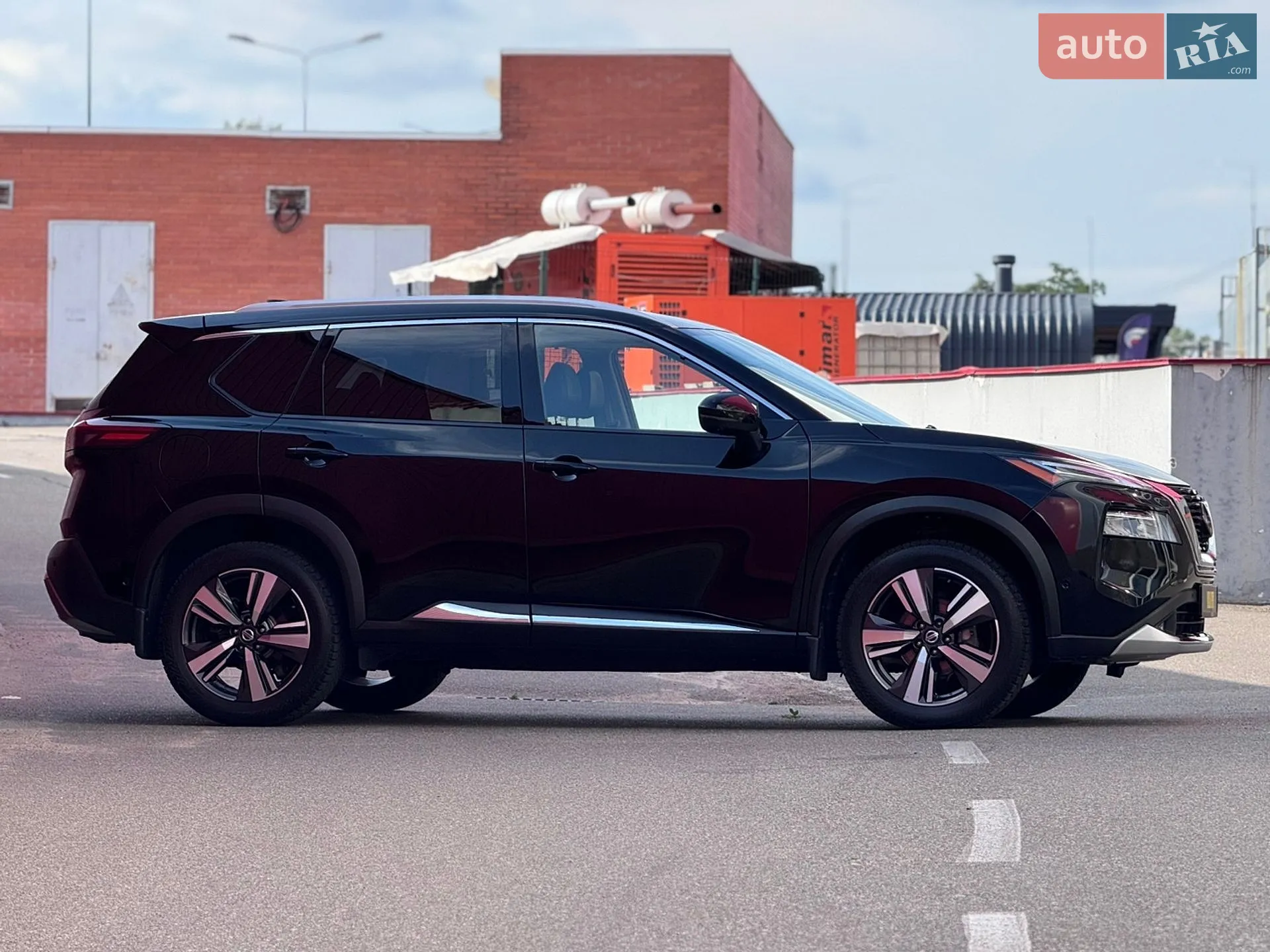 2021 Nissan Rogue - мініатюра 11