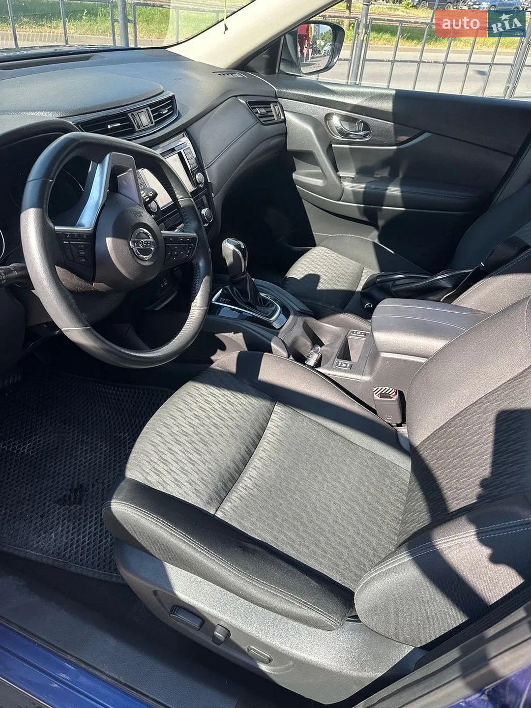 2017 Nissan Rogue - мініатюра 8
