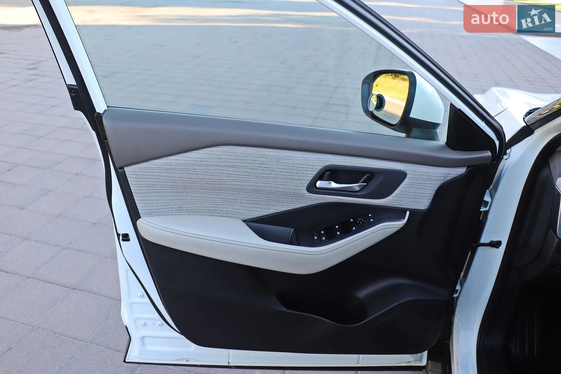 2020 Nissan Rogue - мініатюра 23
