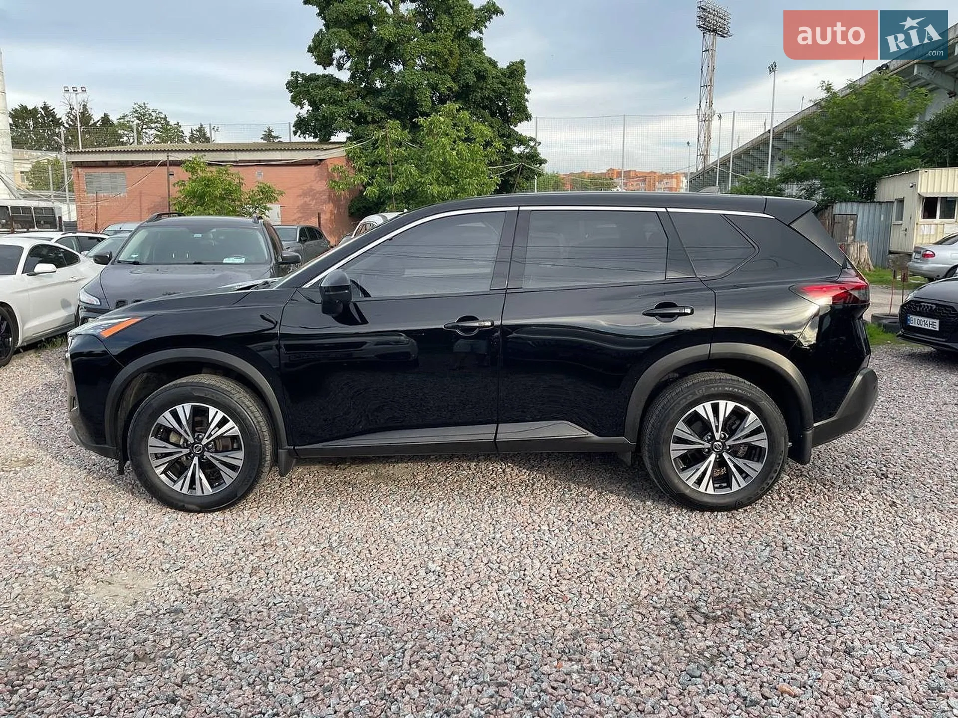 2021 Nissan Rogue - мініатюра 7