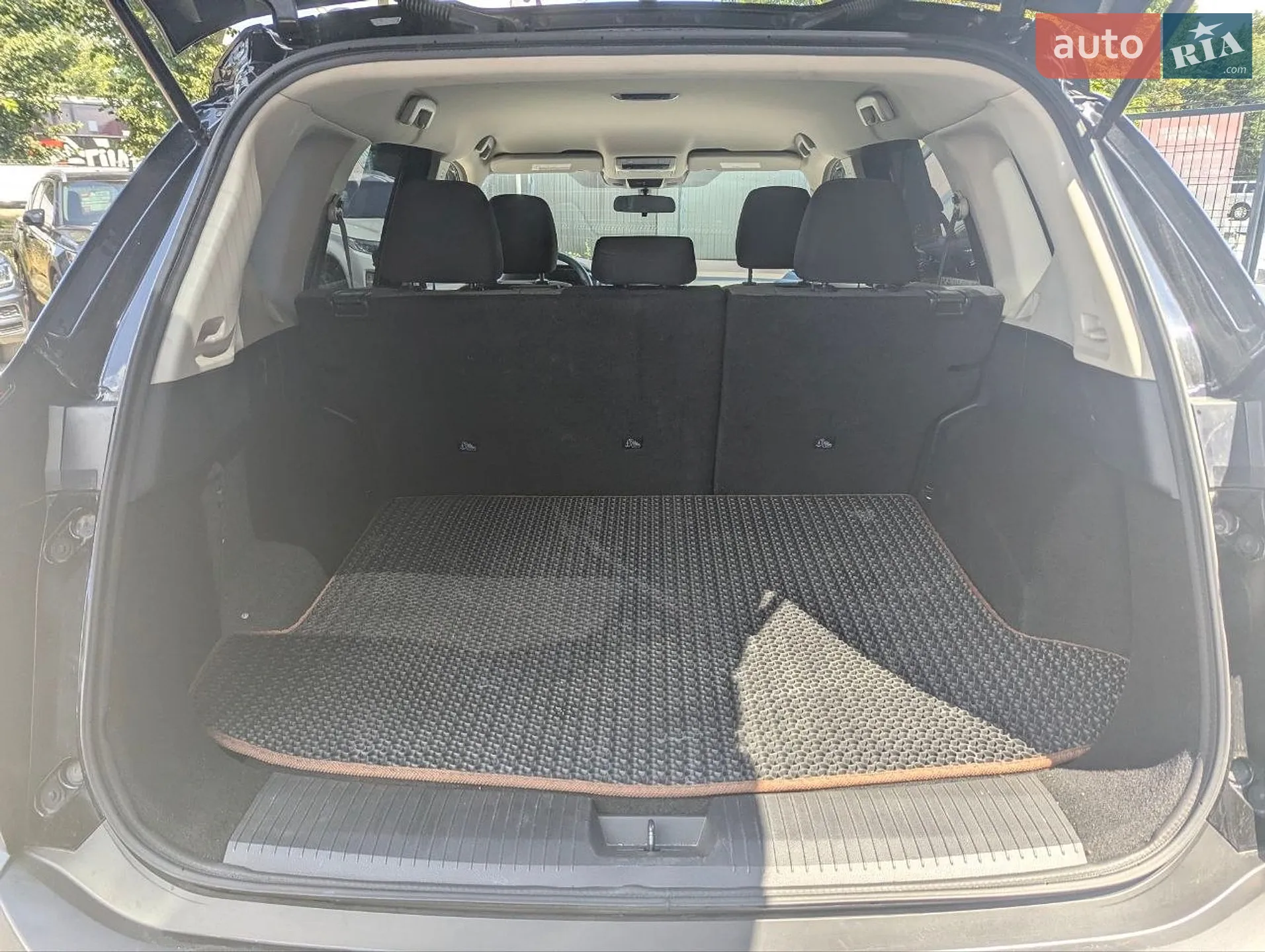 2021 Nissan Rogue - мініатюра 19