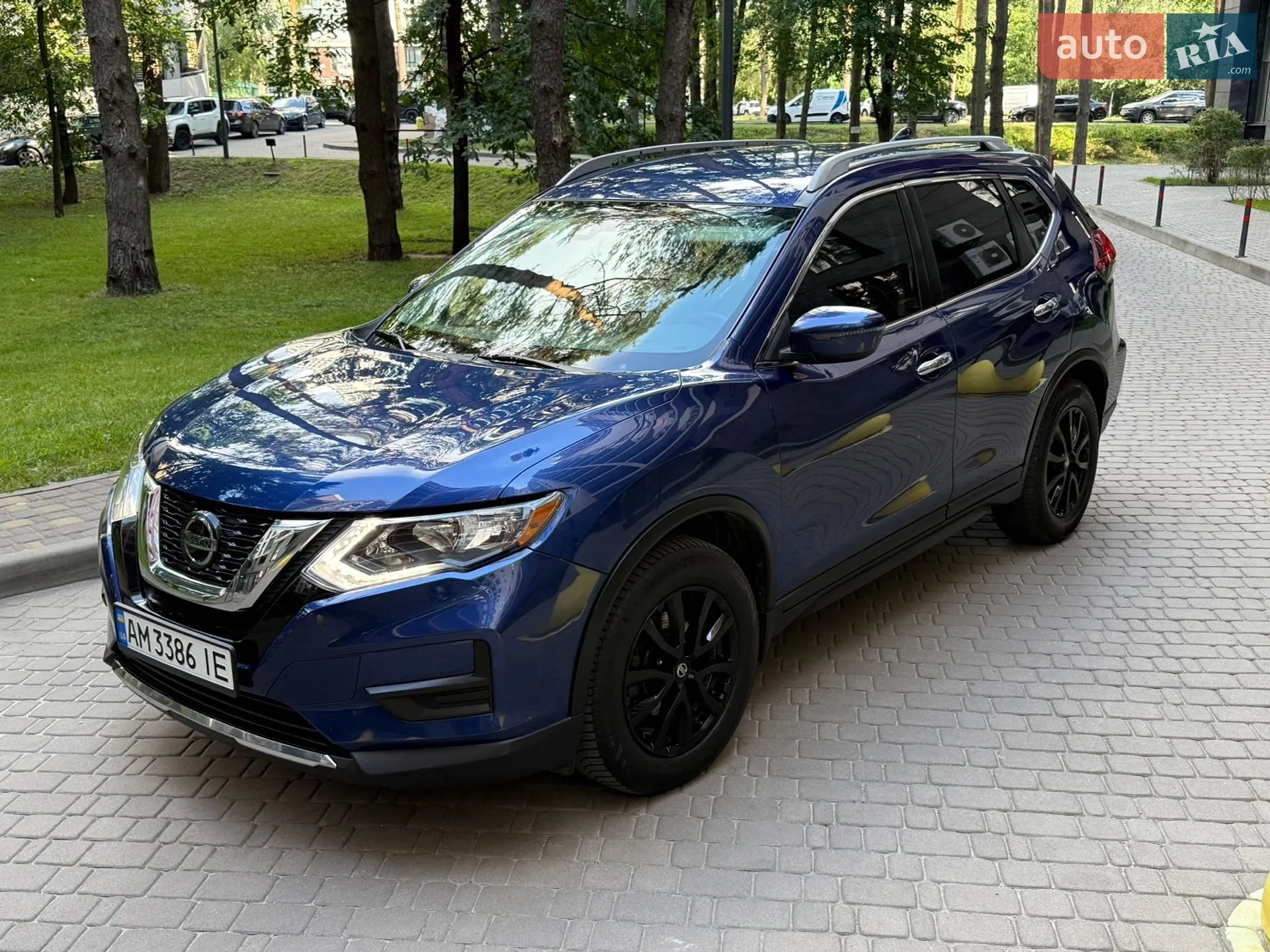 2020 Nissan Rogue - мініатюра 2