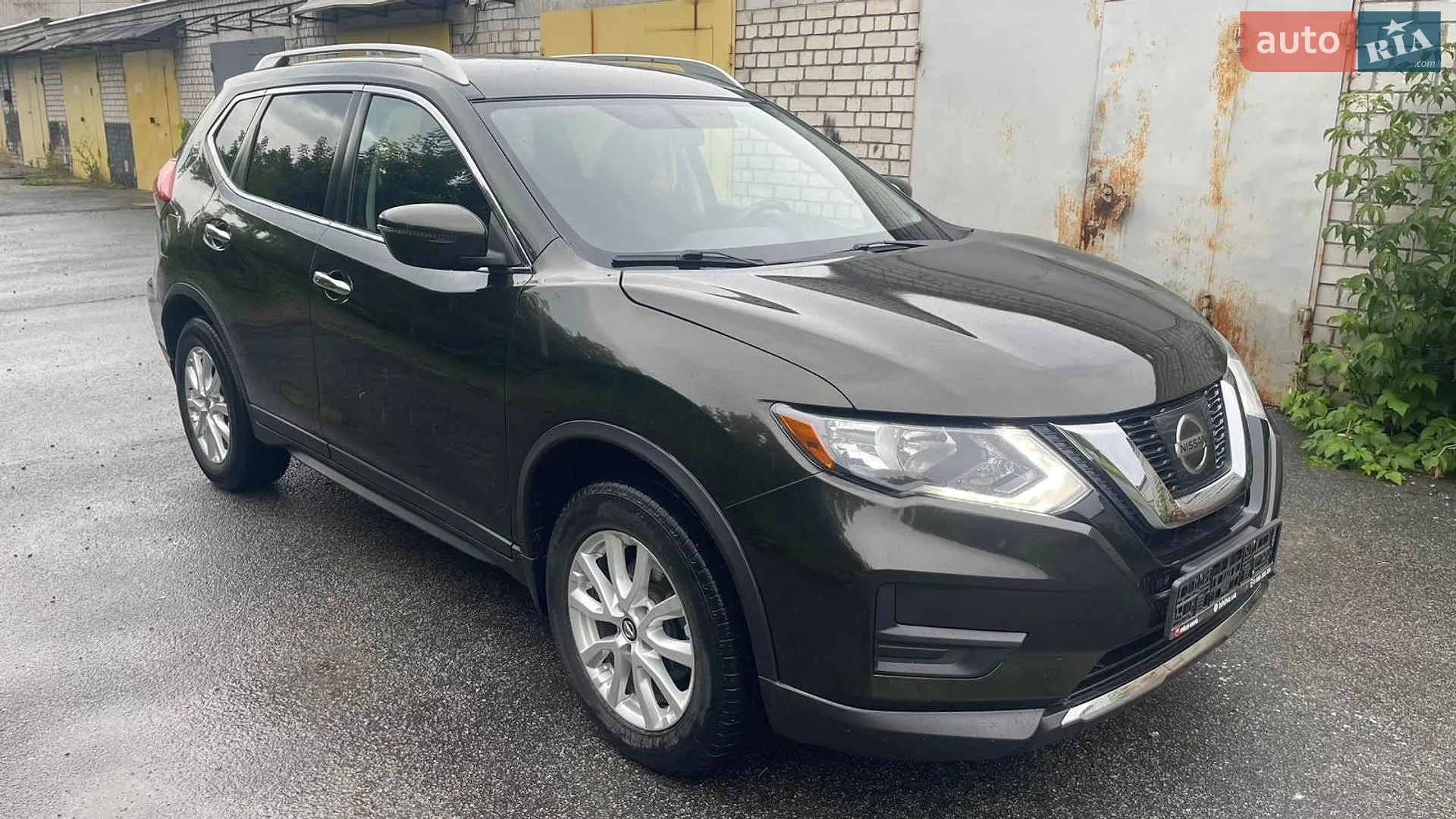 2017 Nissan Rogue - мініатюра 2