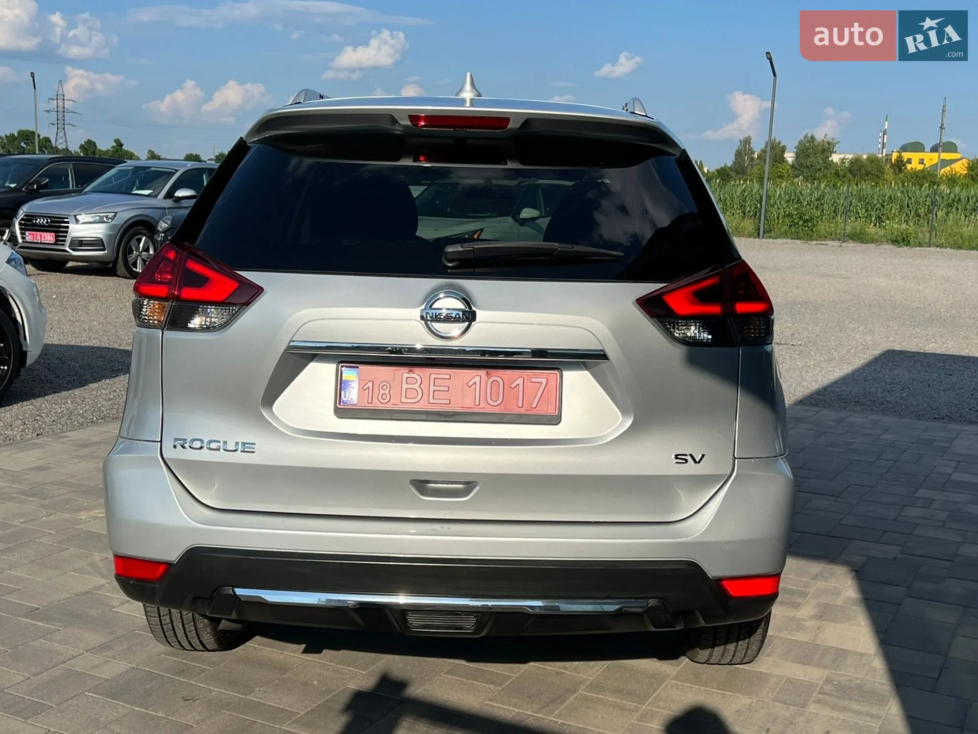 2018 Nissan Rogue - мініатюра 13