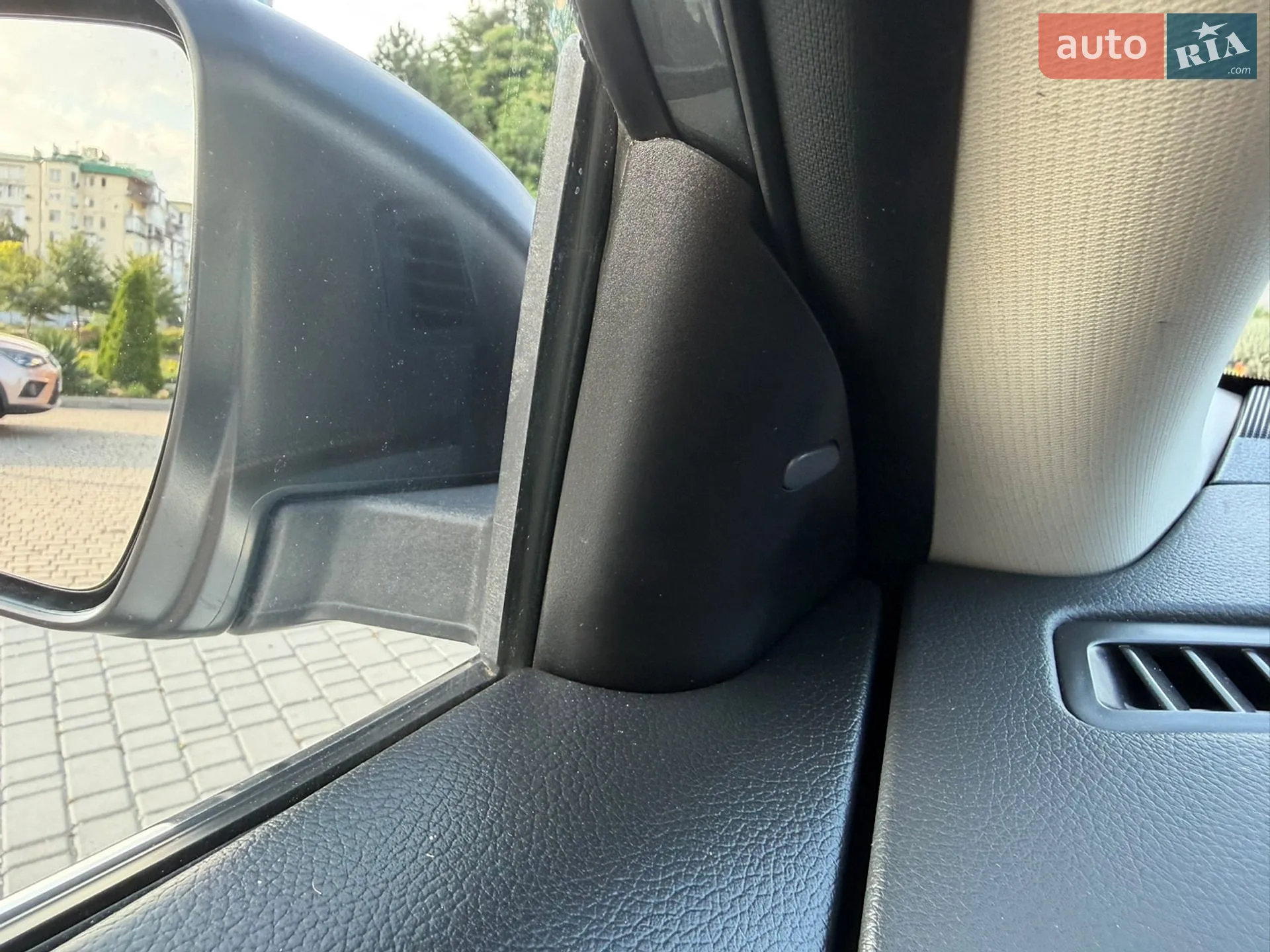 2017 Nissan Rogue - мініатюра 14