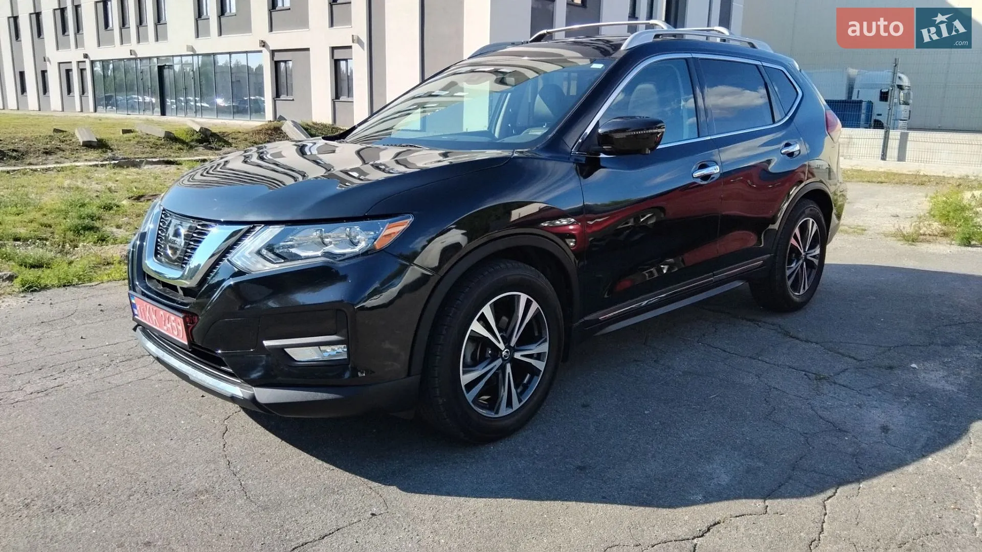 2017 Nissan Rogue - мініатюра 2