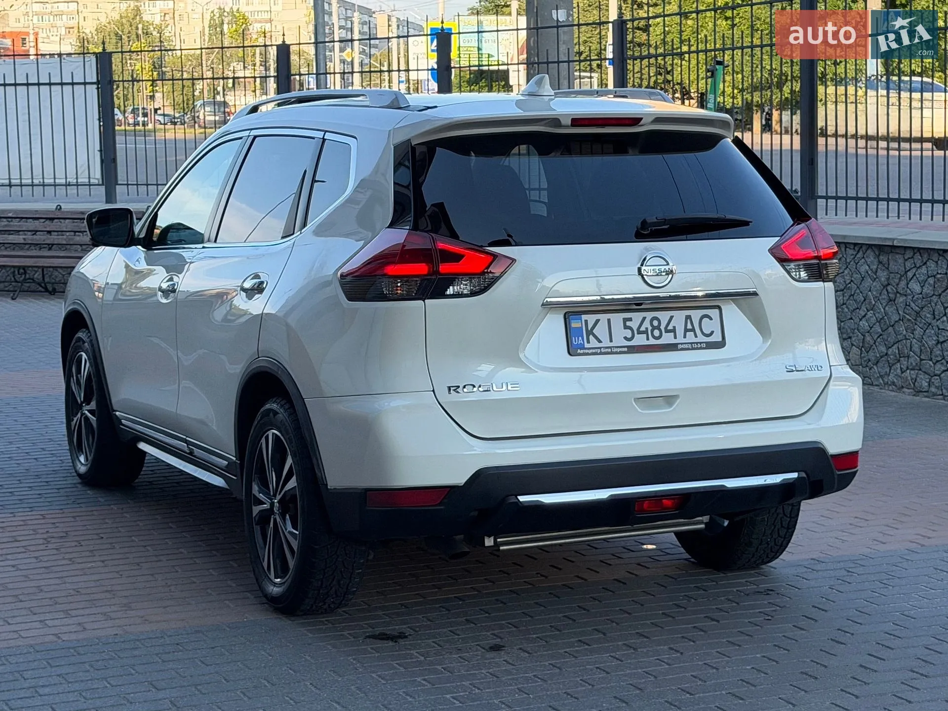 2017 Nissan Rogue - мініатюра 29