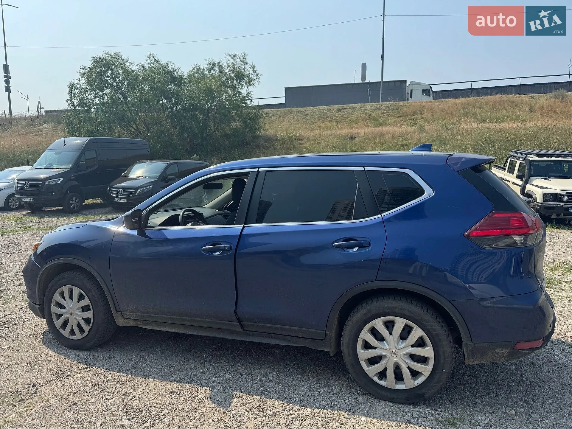 2017 Nissan Rogue - фото 1