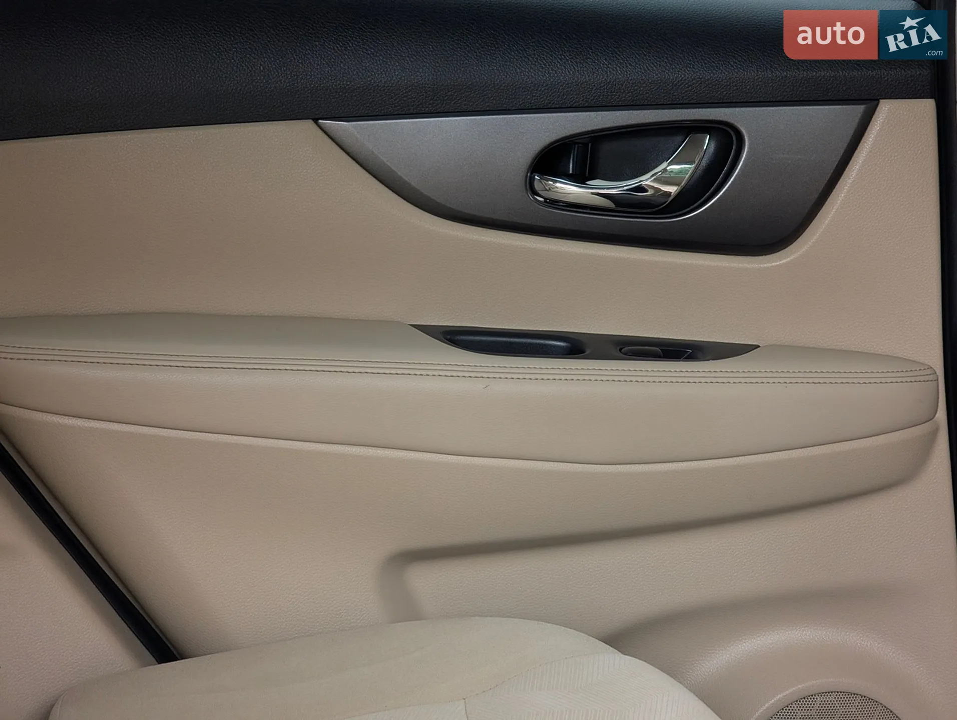 2016 Nissan Rogue - мініатюра 38