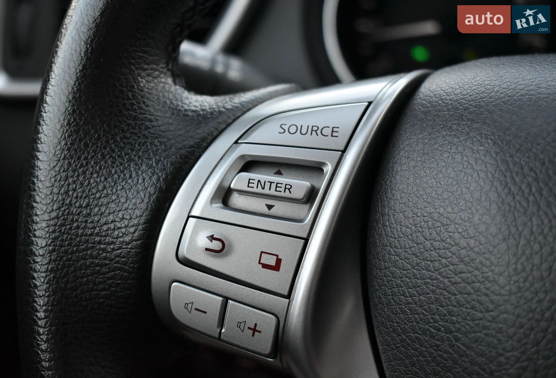 2016 Nissan Rogue - мініатюра 48