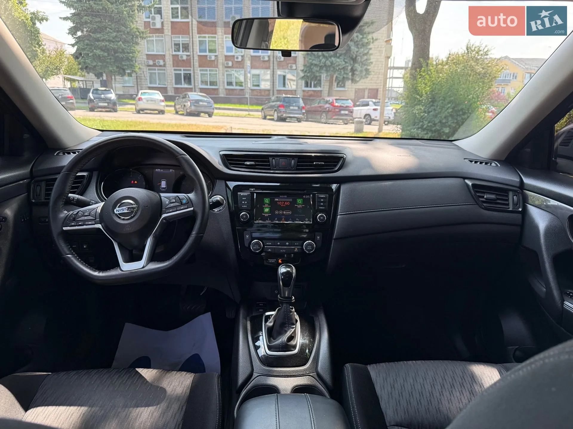 2019 Nissan Rogue - мініатюра 25