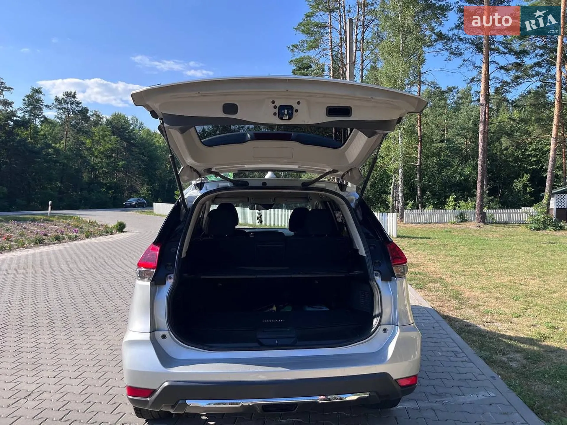 2019 Nissan Rogue - мініатюра 8