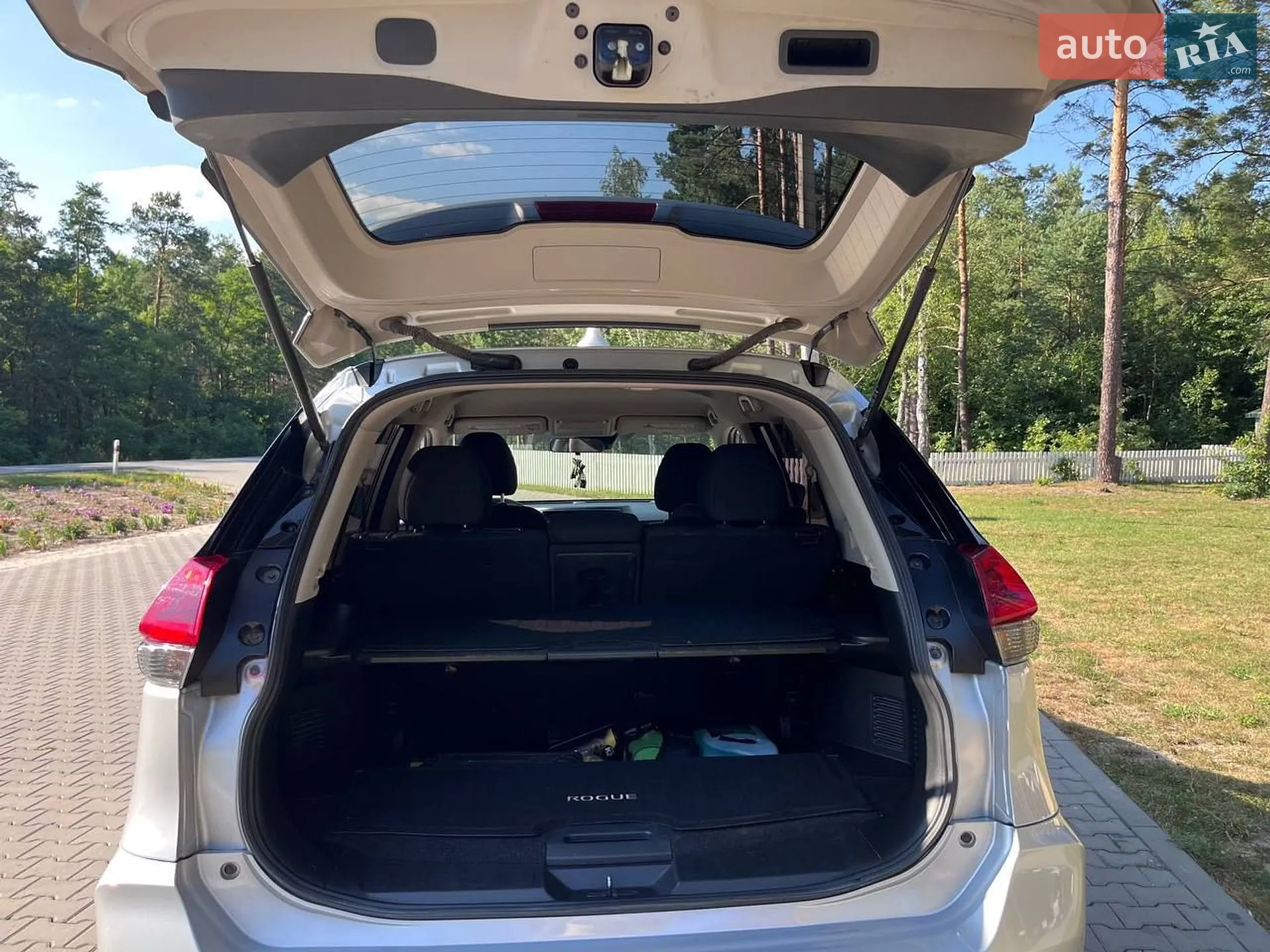2019 Nissan Rogue - мініатюра 10
