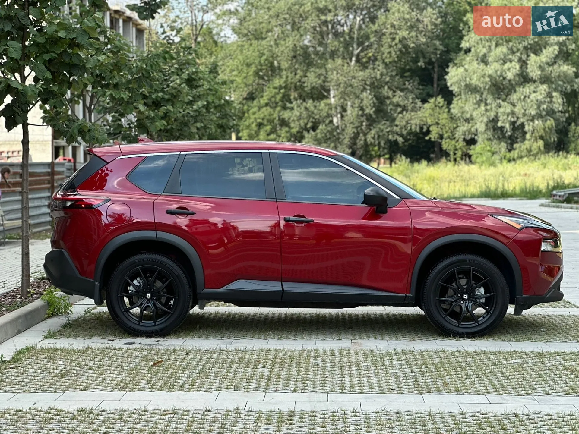 2021 Nissan Rogue - мініатюра 15