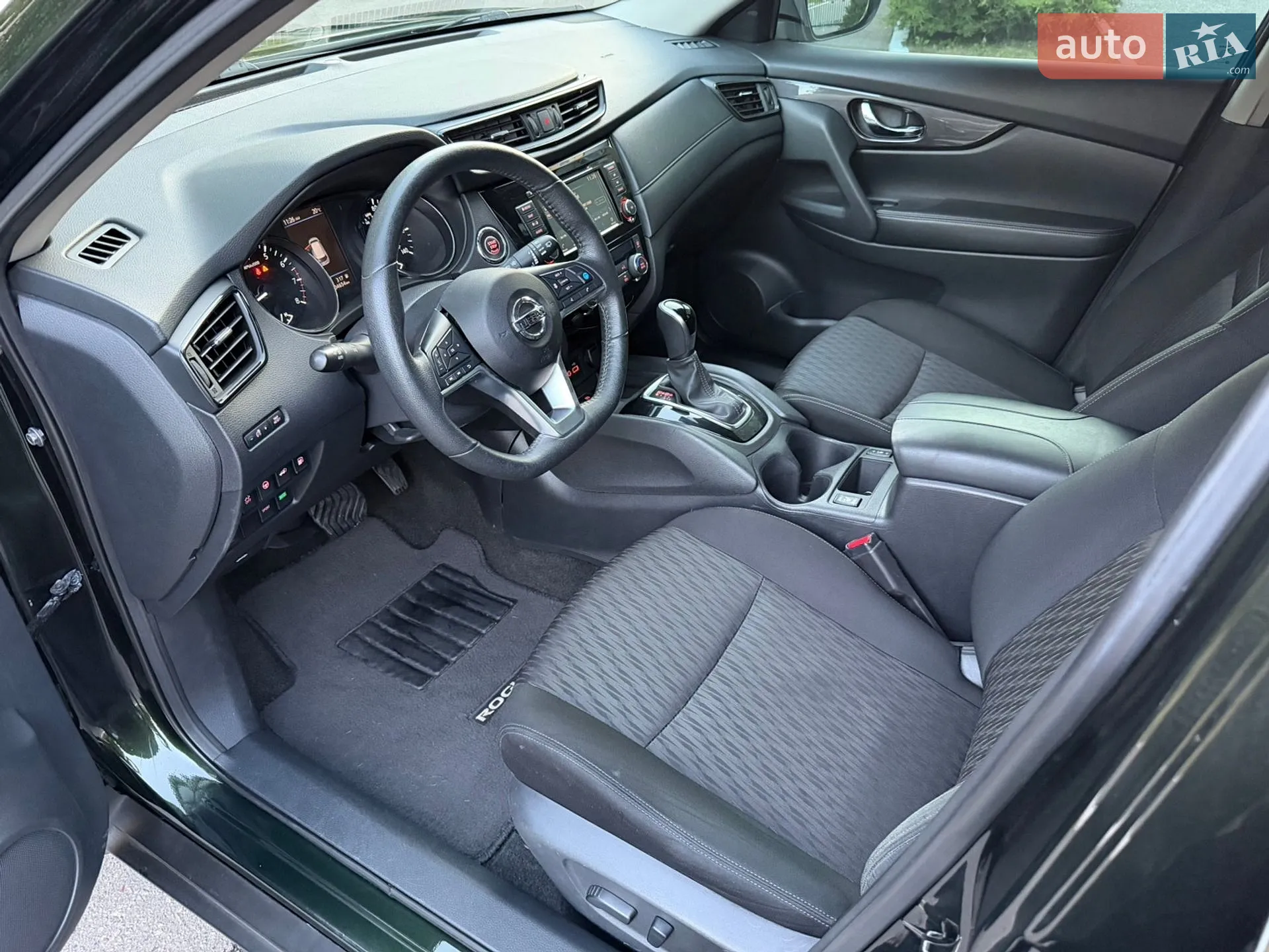 2019 Nissan Rogue - мініатюра 14
