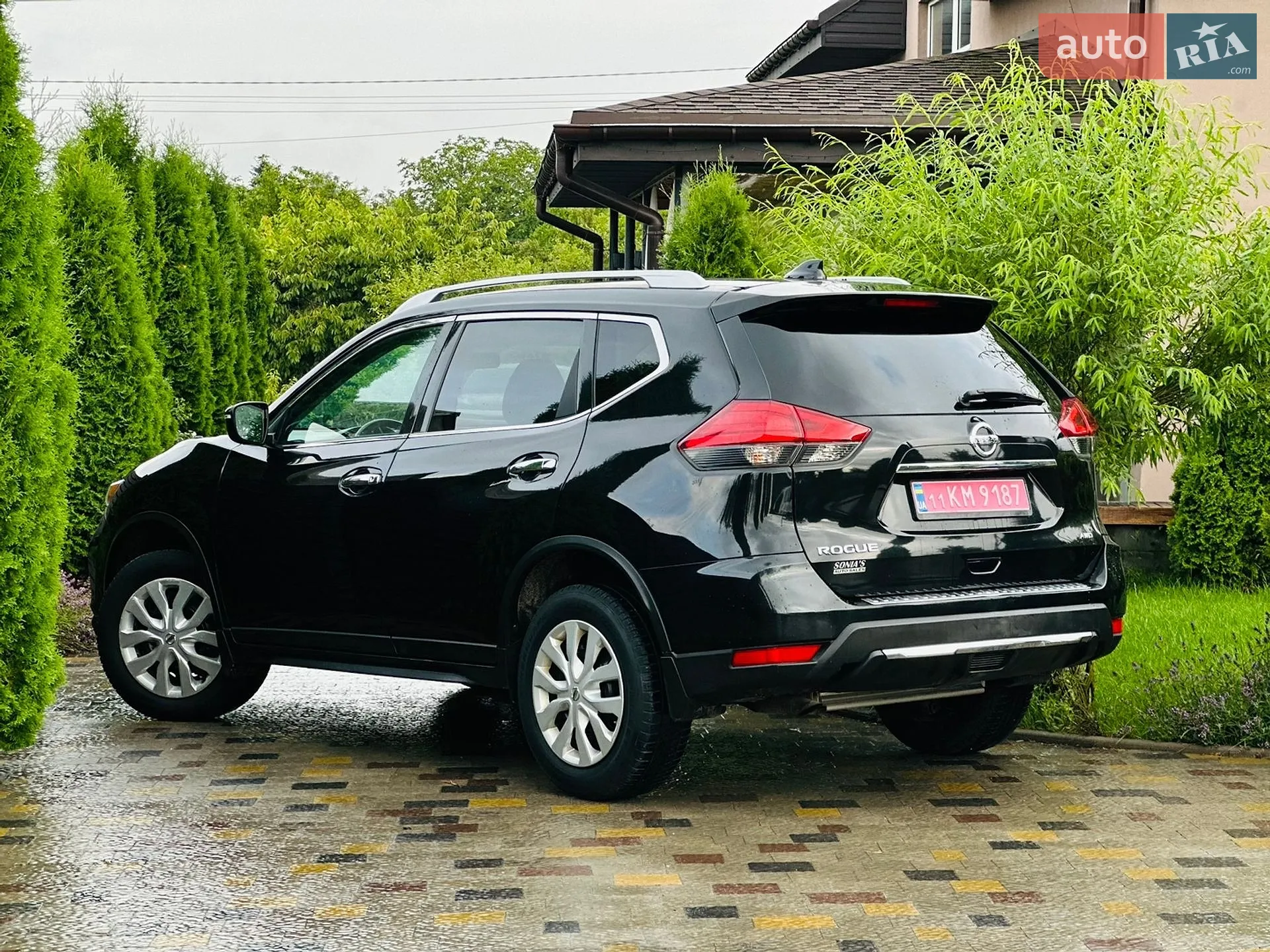 2017 Nissan Rogue - мініатюра 9