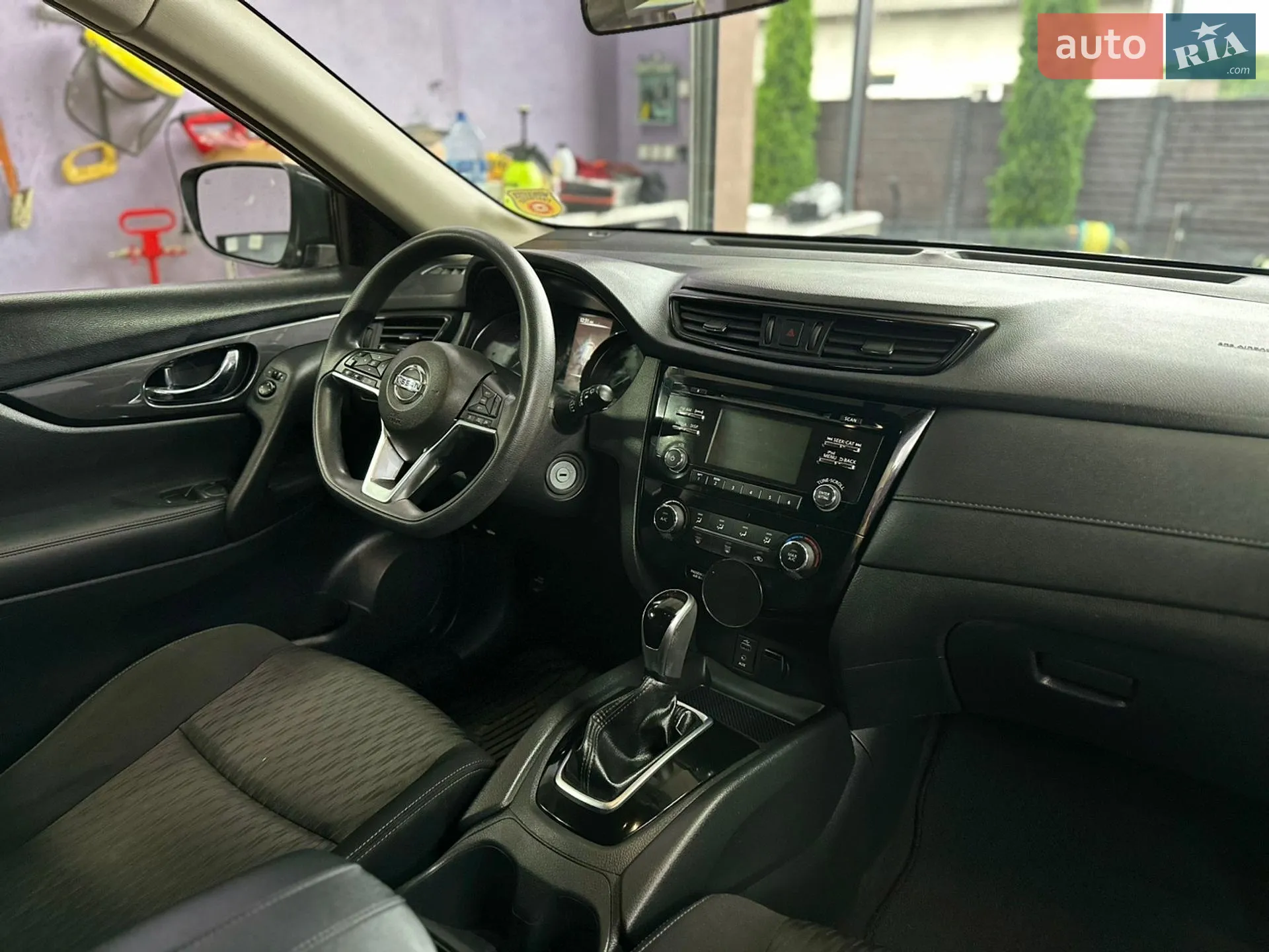 2017 Nissan Rogue - мініатюра 14