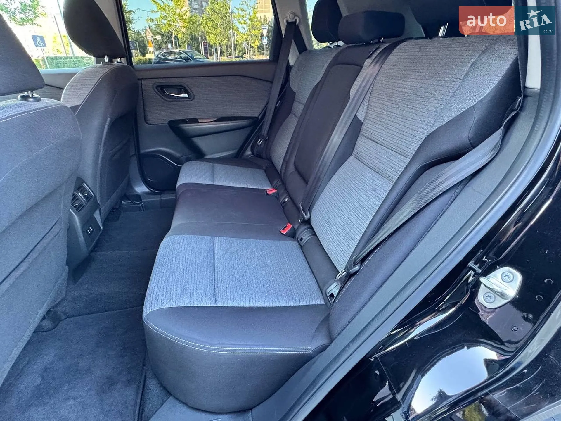 2021 Nissan Rogue - мініатюра 9