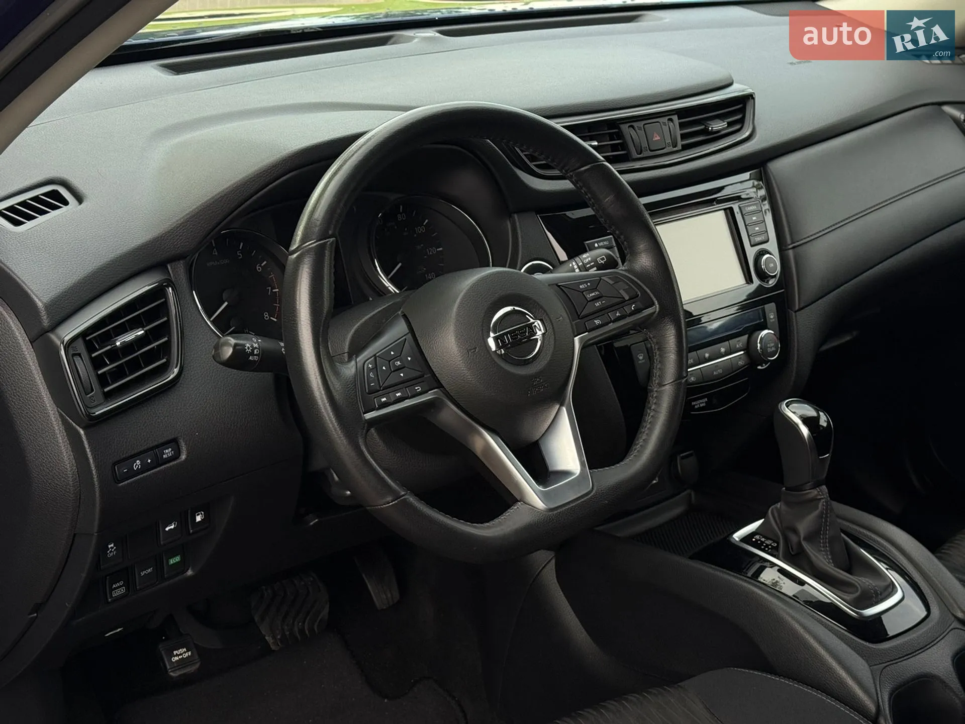 2018 Nissan Rogue - мініатюра 11