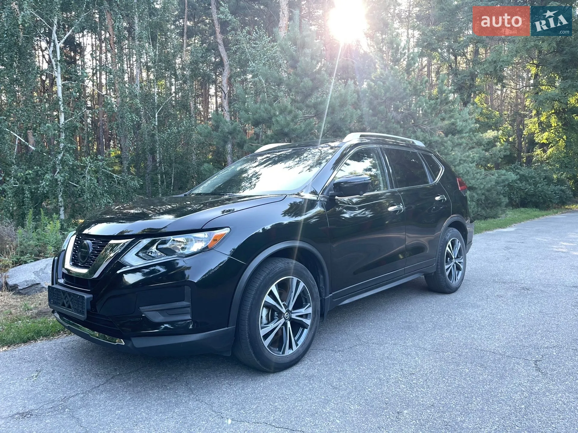 2019 Nissan Rogue - мініатюра 3