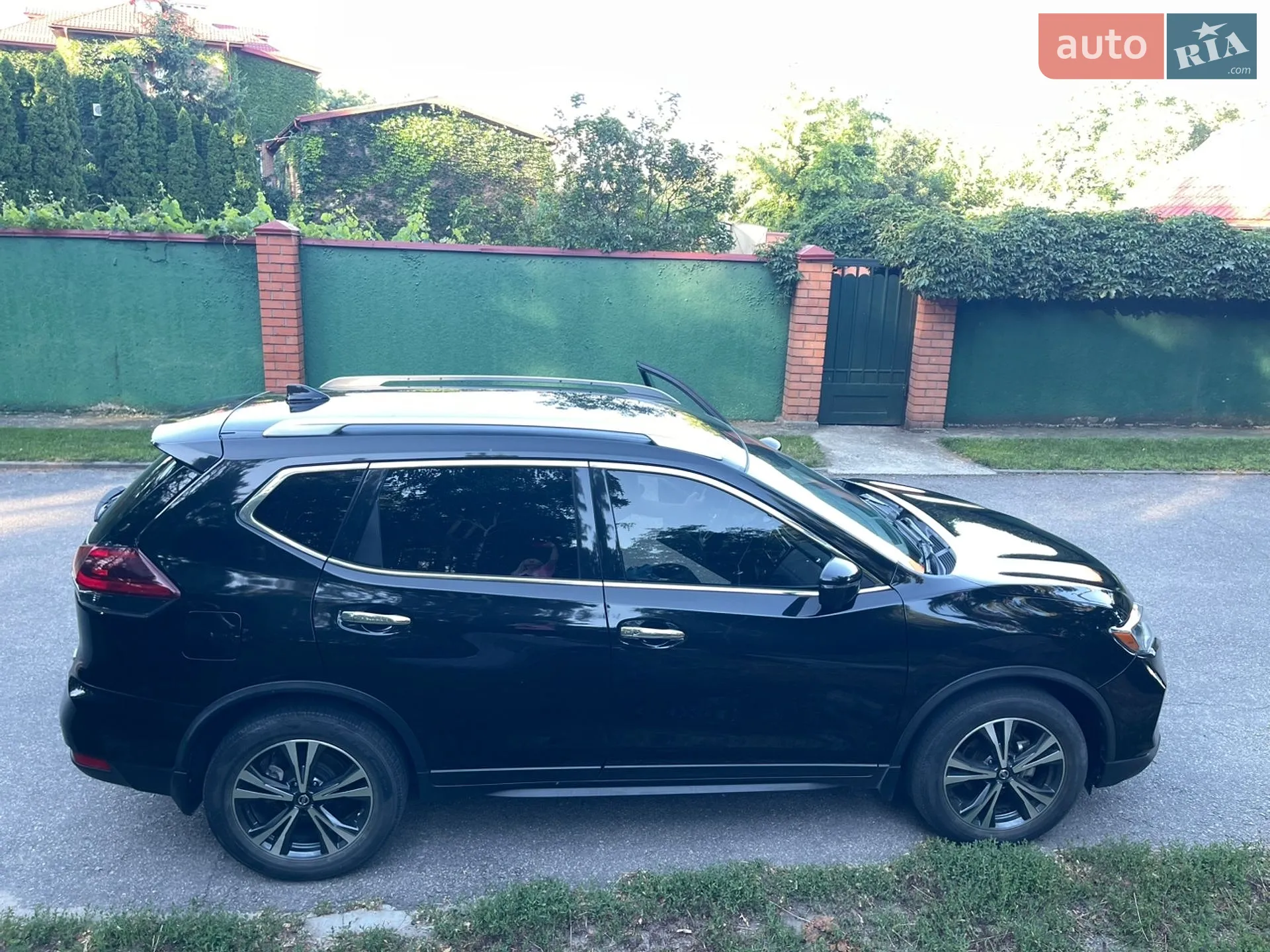 2019 Nissan Rogue - мініатюра 17