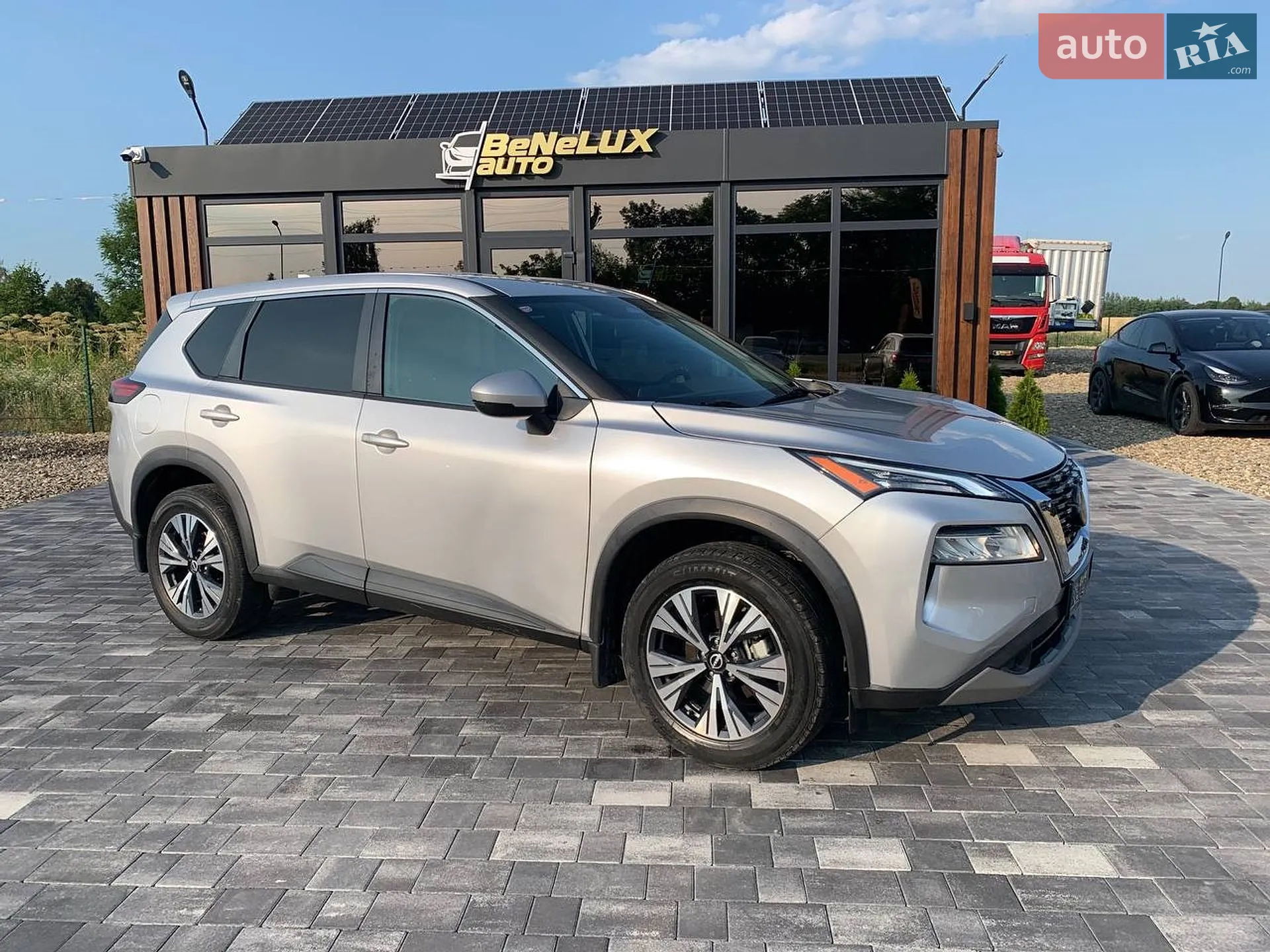 2022 Nissan Rogue - фото 1