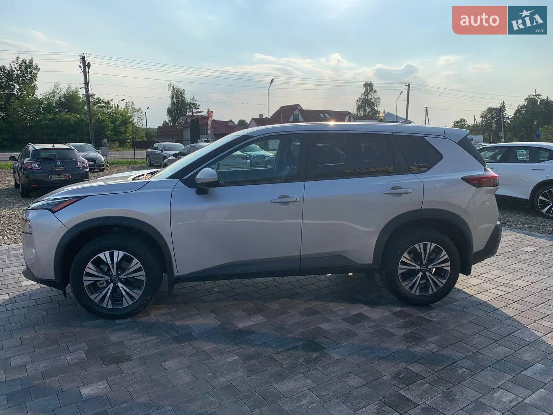 2022 Nissan Rogue - мініатюра 4