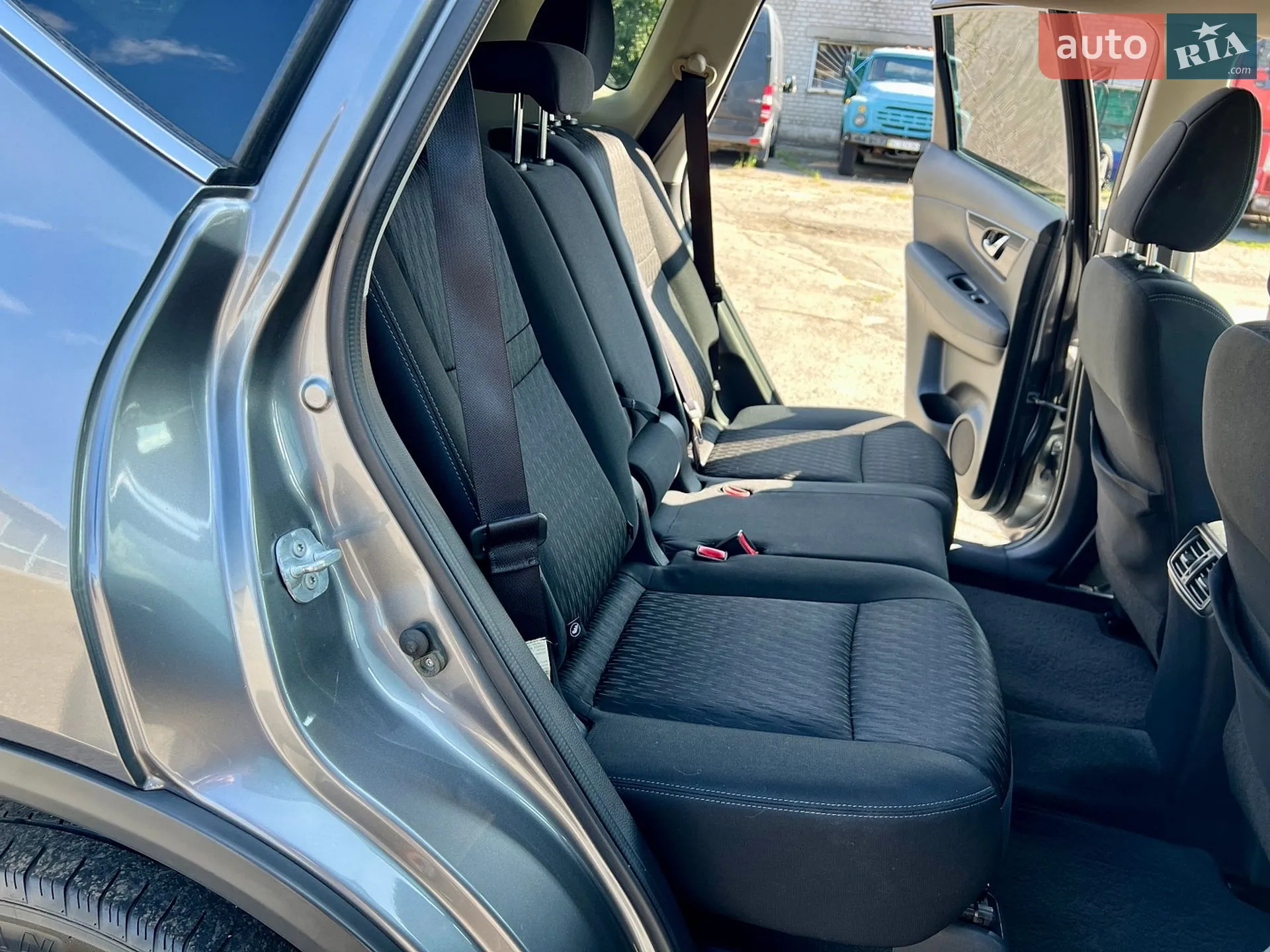 2016 Nissan Rogue - мініатюра 17