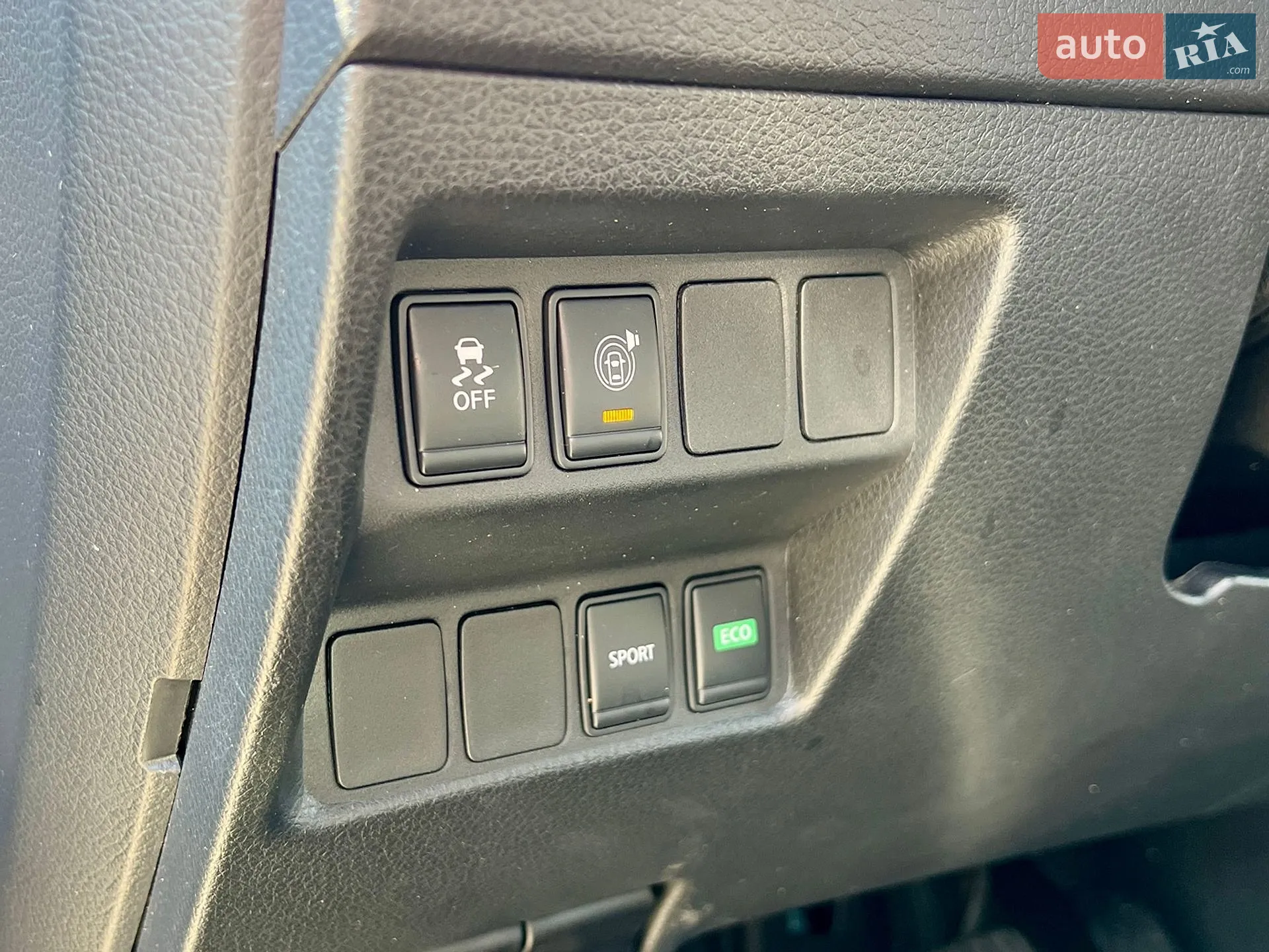2016 Nissan Rogue - мініатюра 19