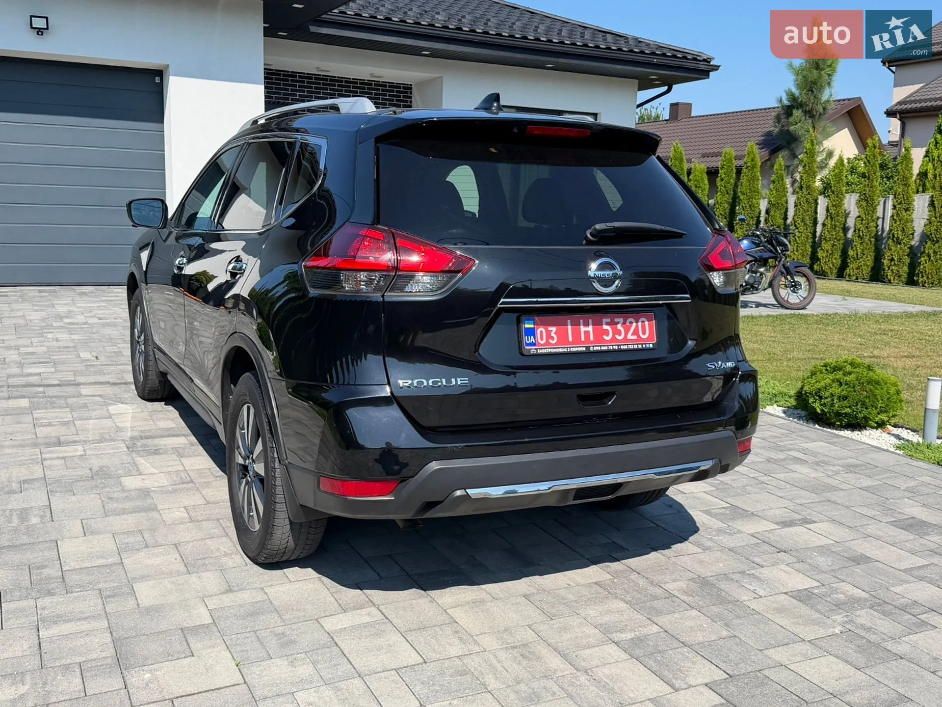 2017 Nissan Rogue - мініатюра 8