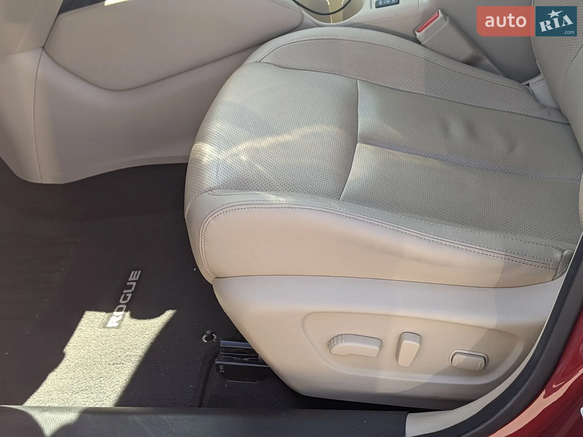 2018 Nissan Rogue - мініатюра 12