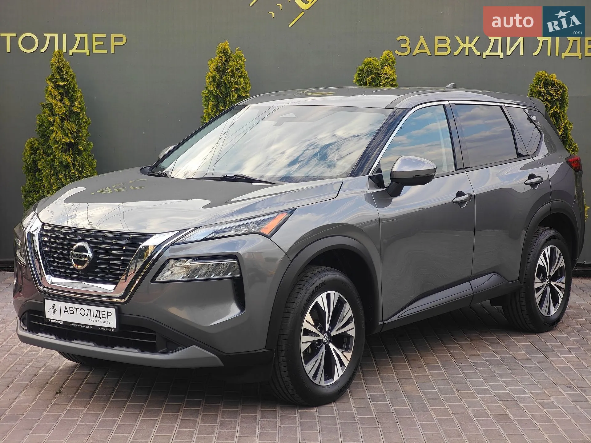 2021 Nissan Rogue - мініатюра 8