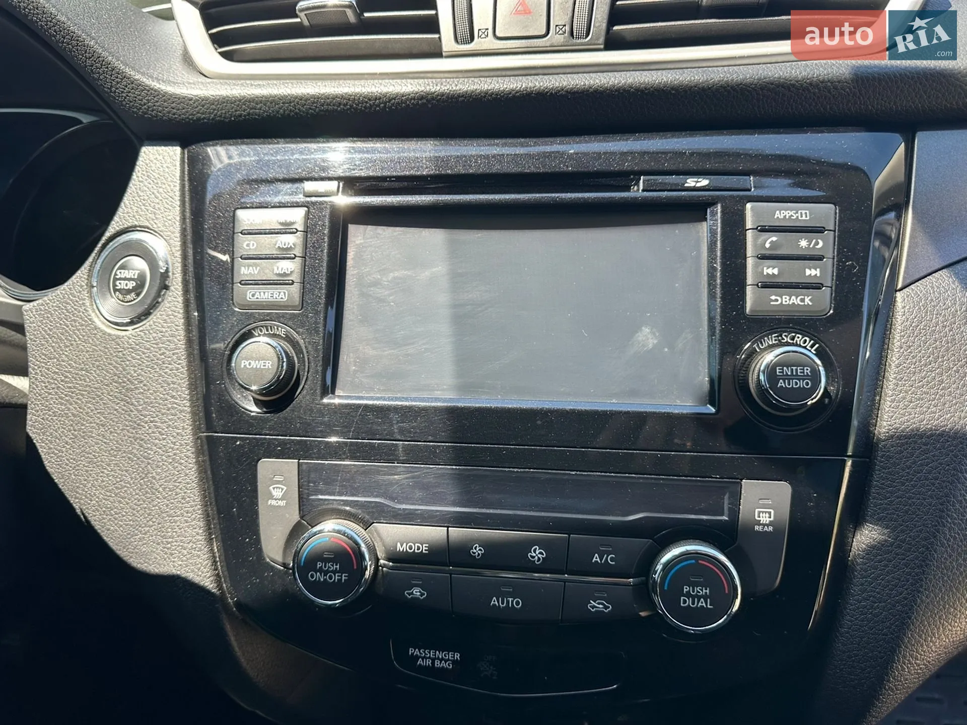 2016 Nissan Rogue - мініатюра 17