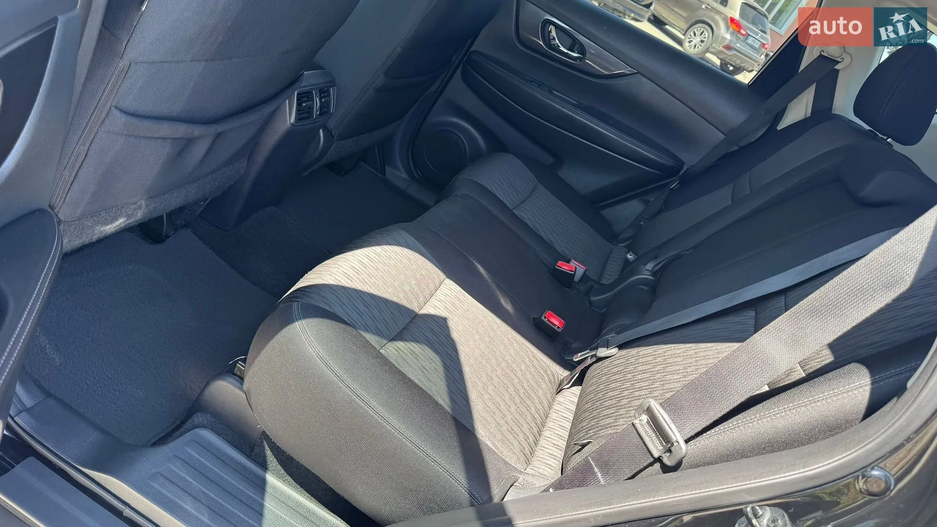 2017 Nissan Rogue - мініатюра 29