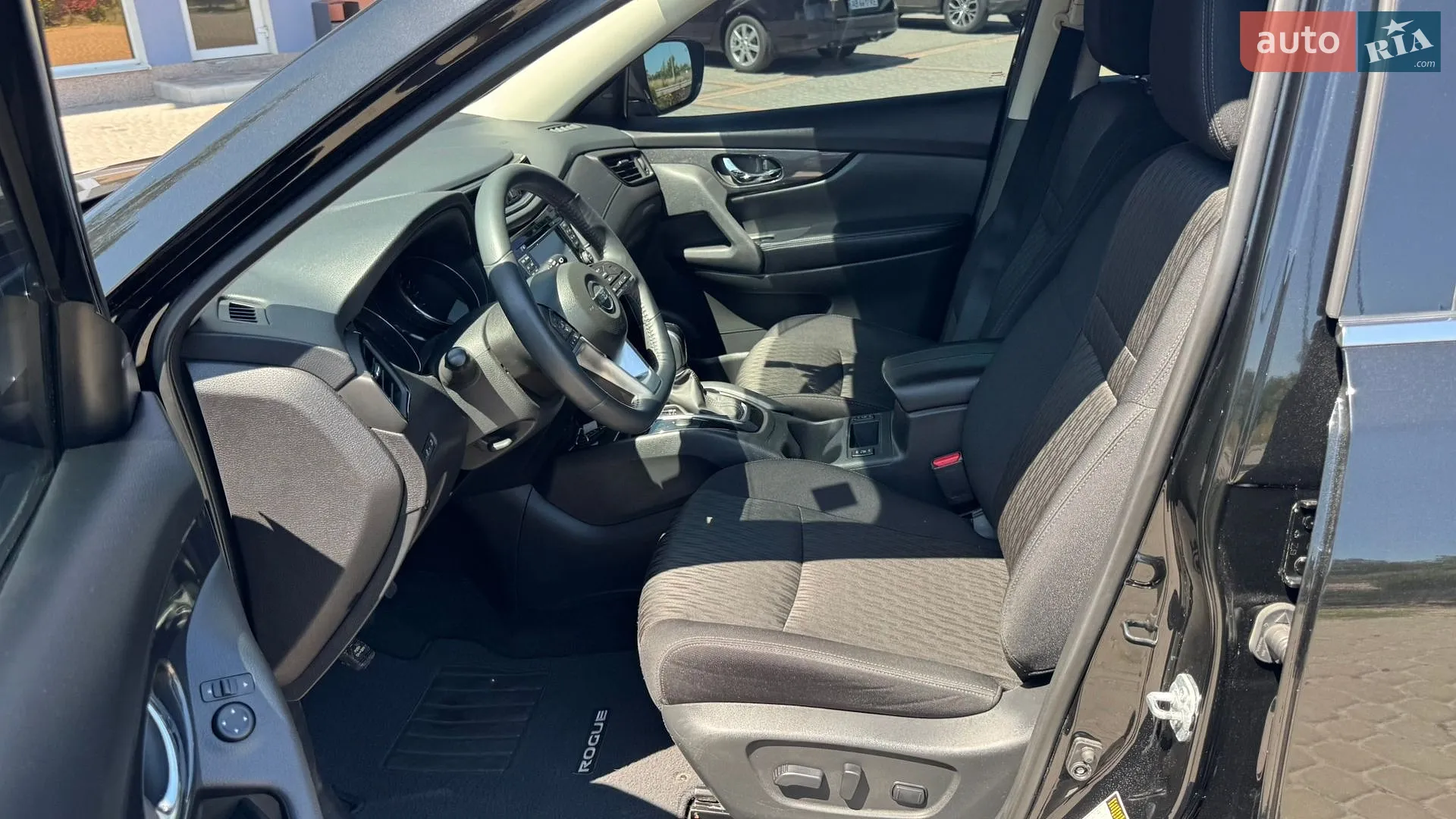 2017 Nissan Rogue - мініатюра 31