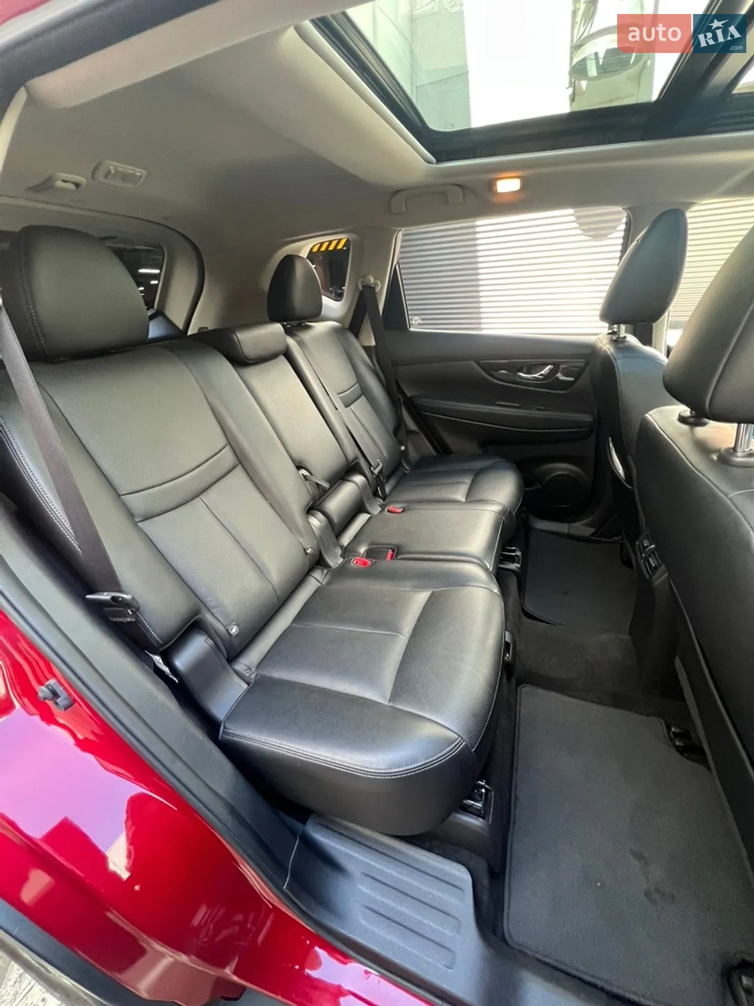 2017 Nissan Rogue - мініатюра 19