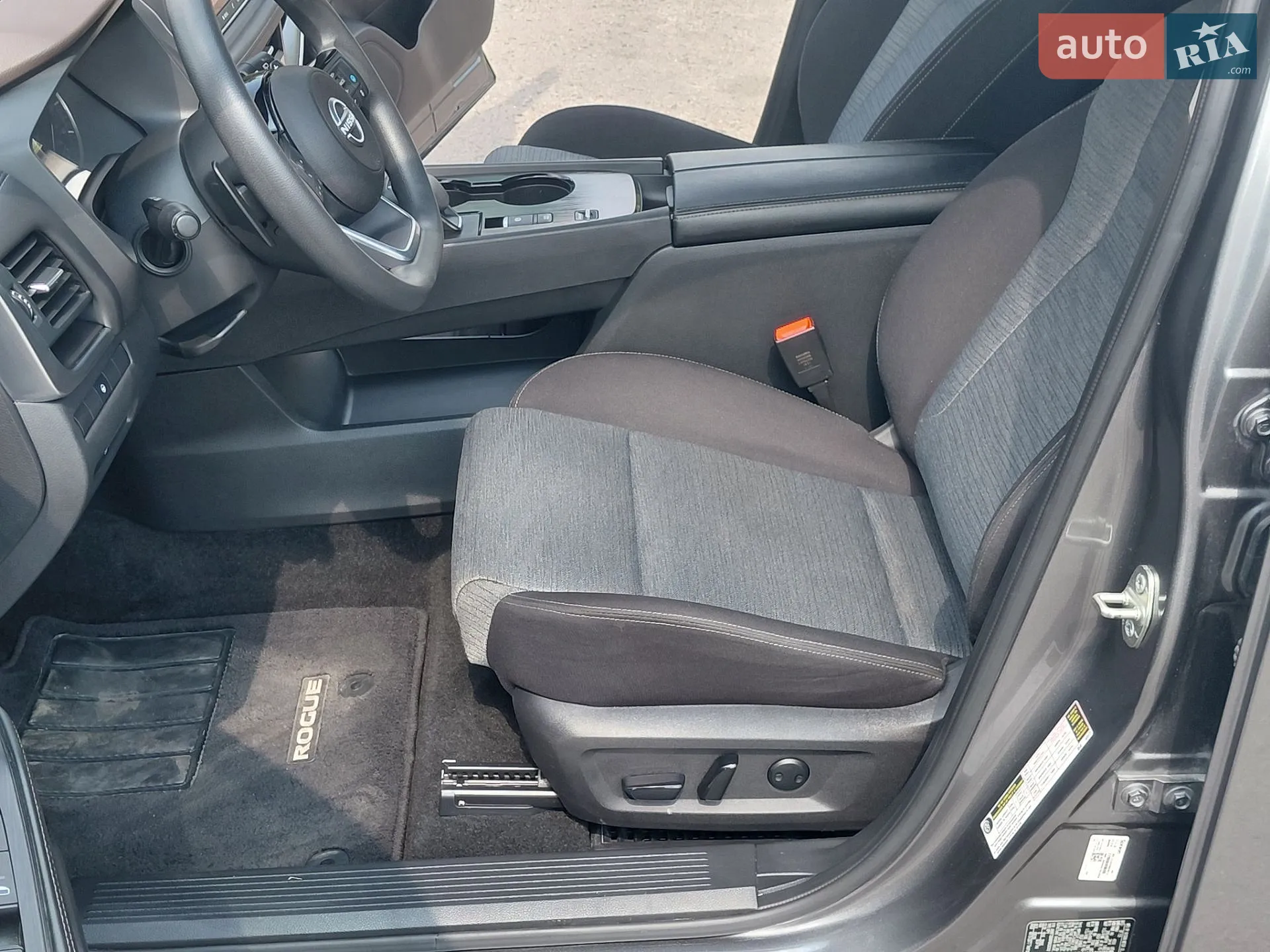 2023 Nissan Rogue - мініатюра 18
