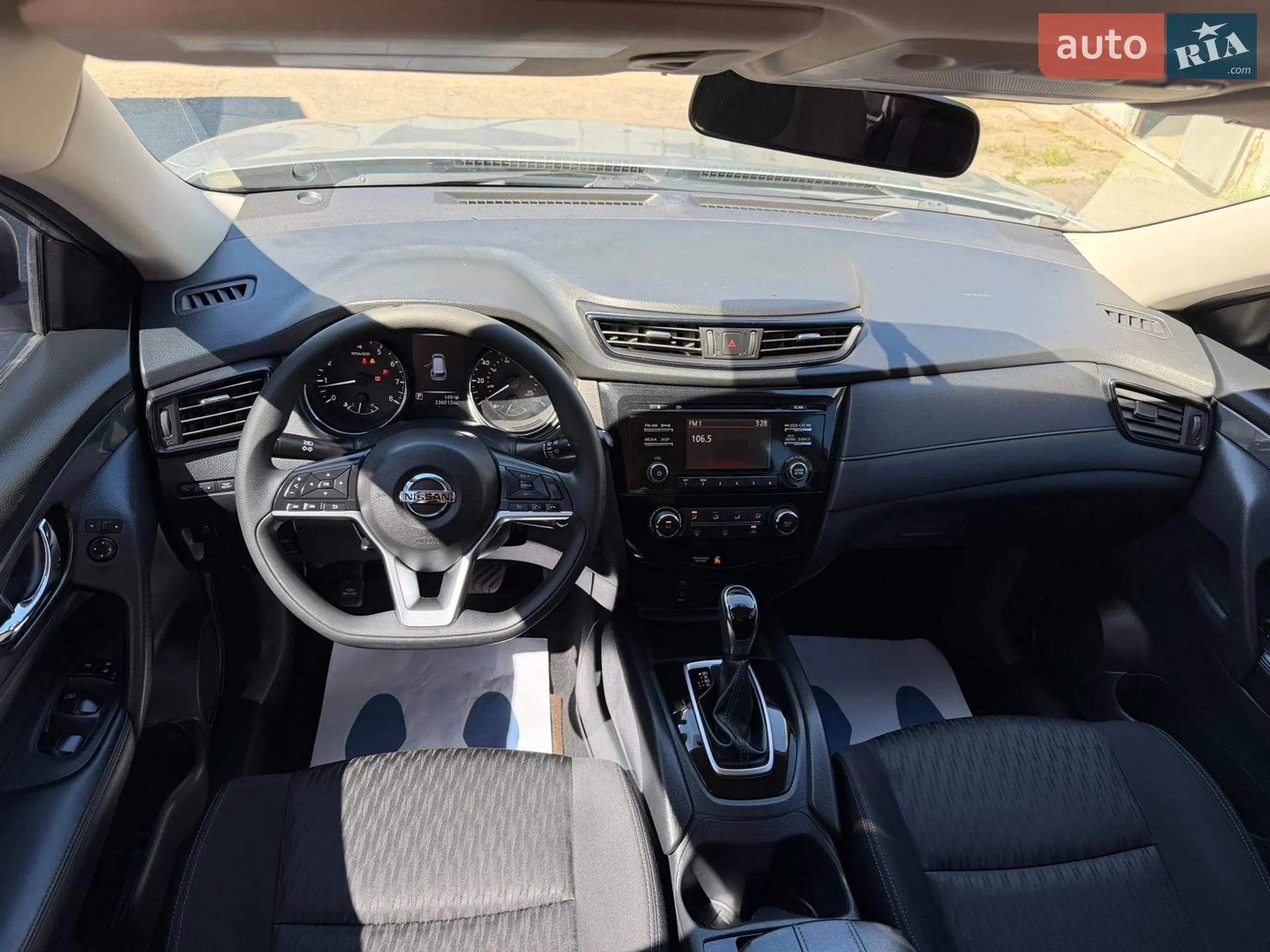 2017 Nissan Rogue - мініатюра 13