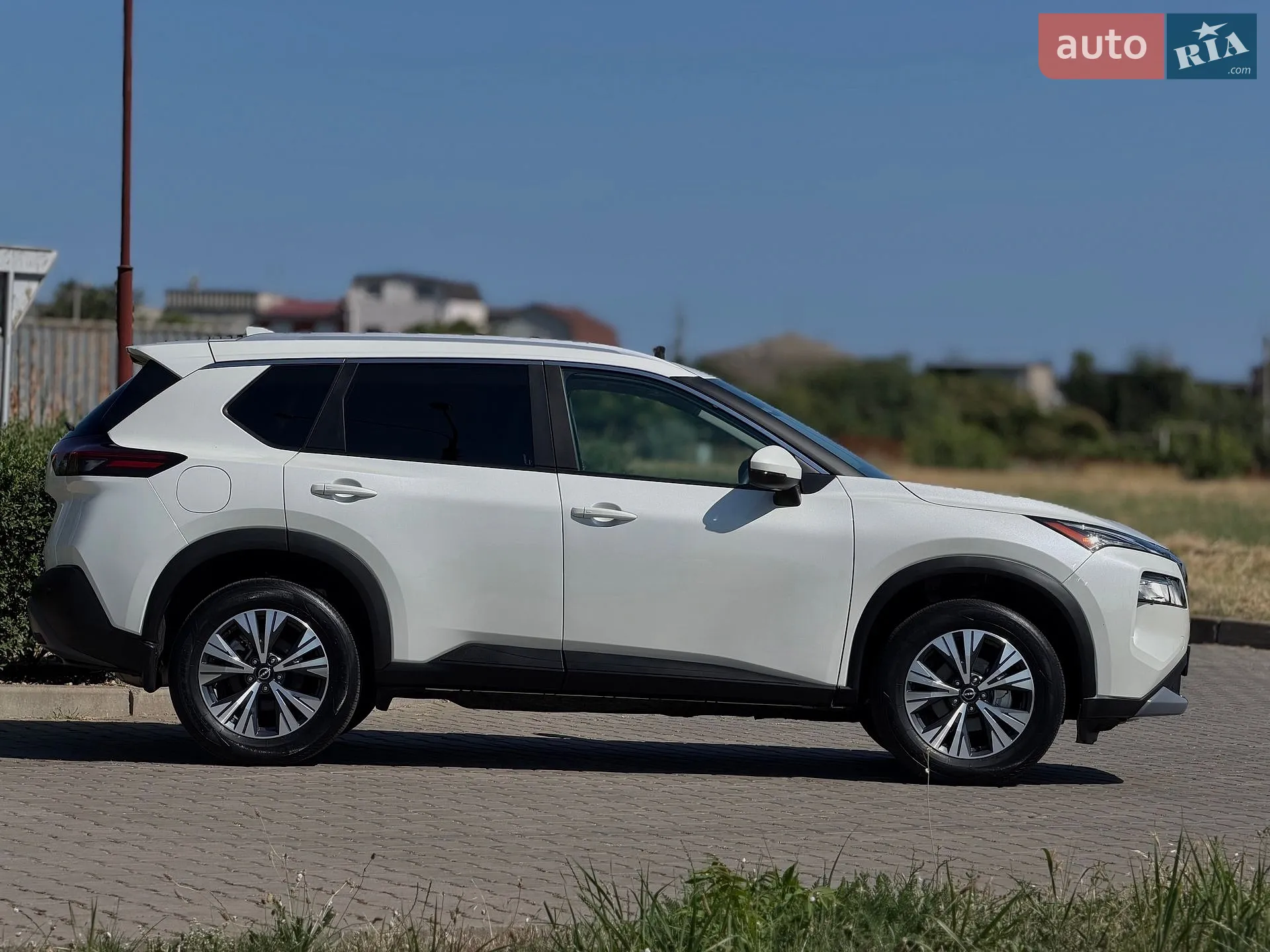 2022 Nissan Rogue - мініатюра 14