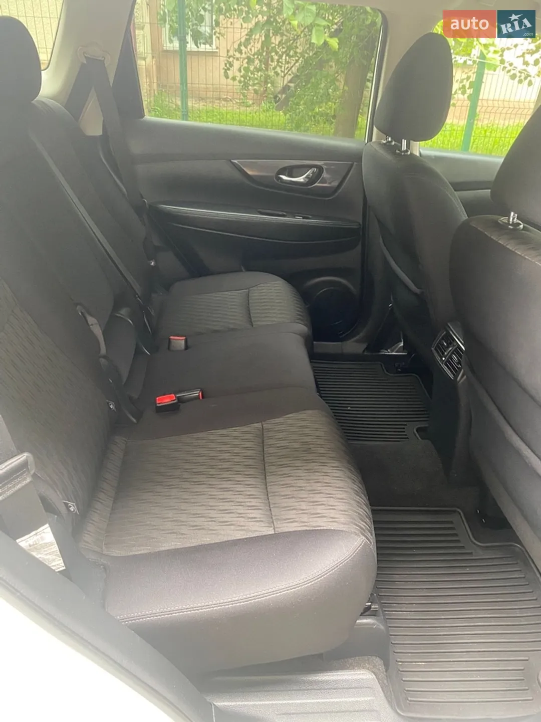 2018 Nissan Rogue - мініатюра 25