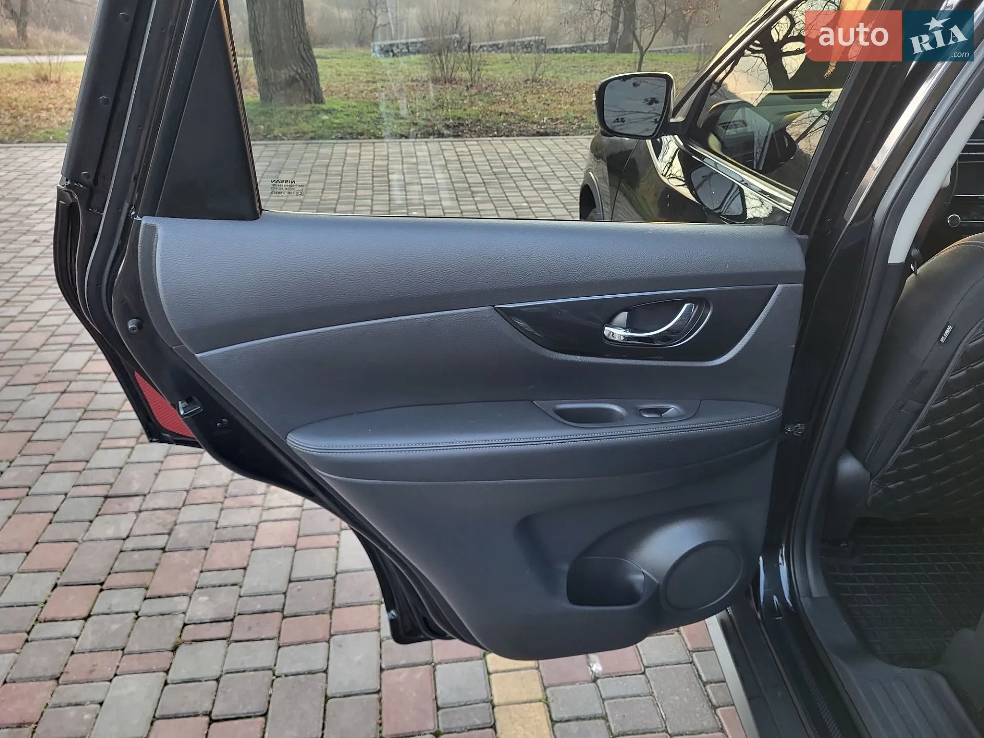 2017 Nissan Rogue - мініатюра 19