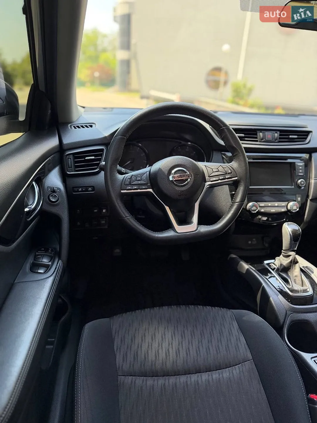 2018 Nissan Rogue - мініатюра 11