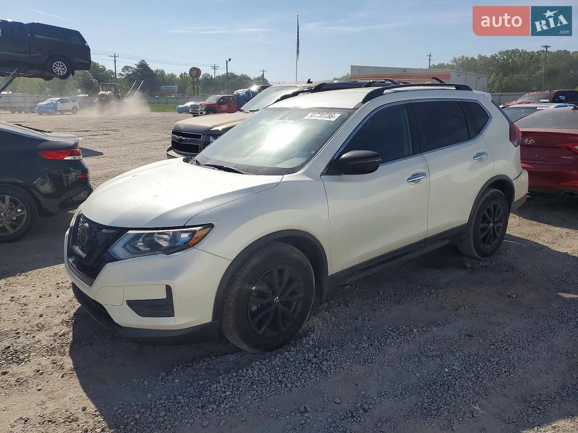 2018 Nissan Rogue - фото 1